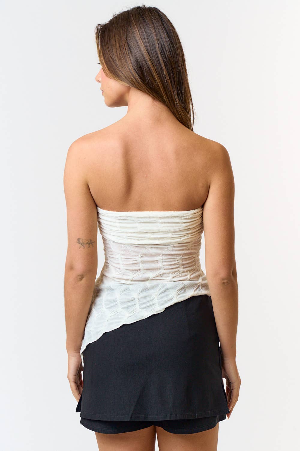 TEXTURED ASYMMETRICAL TUBE TOP