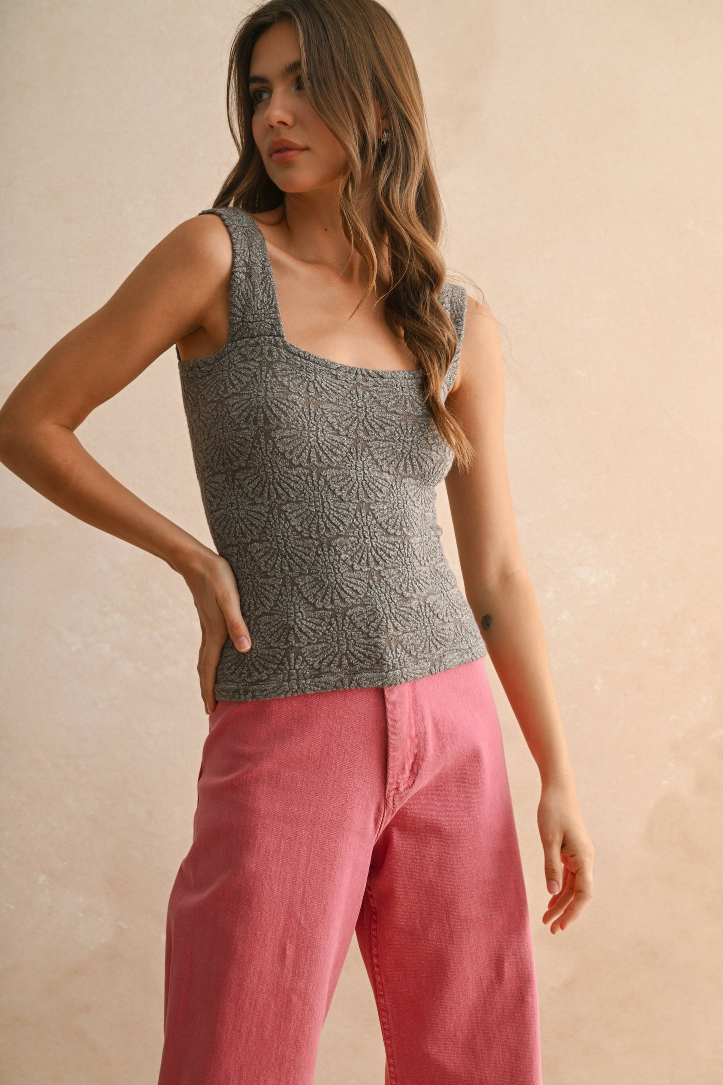 WASHED LOOK DETAIL TEXTURED KNITTED TOP