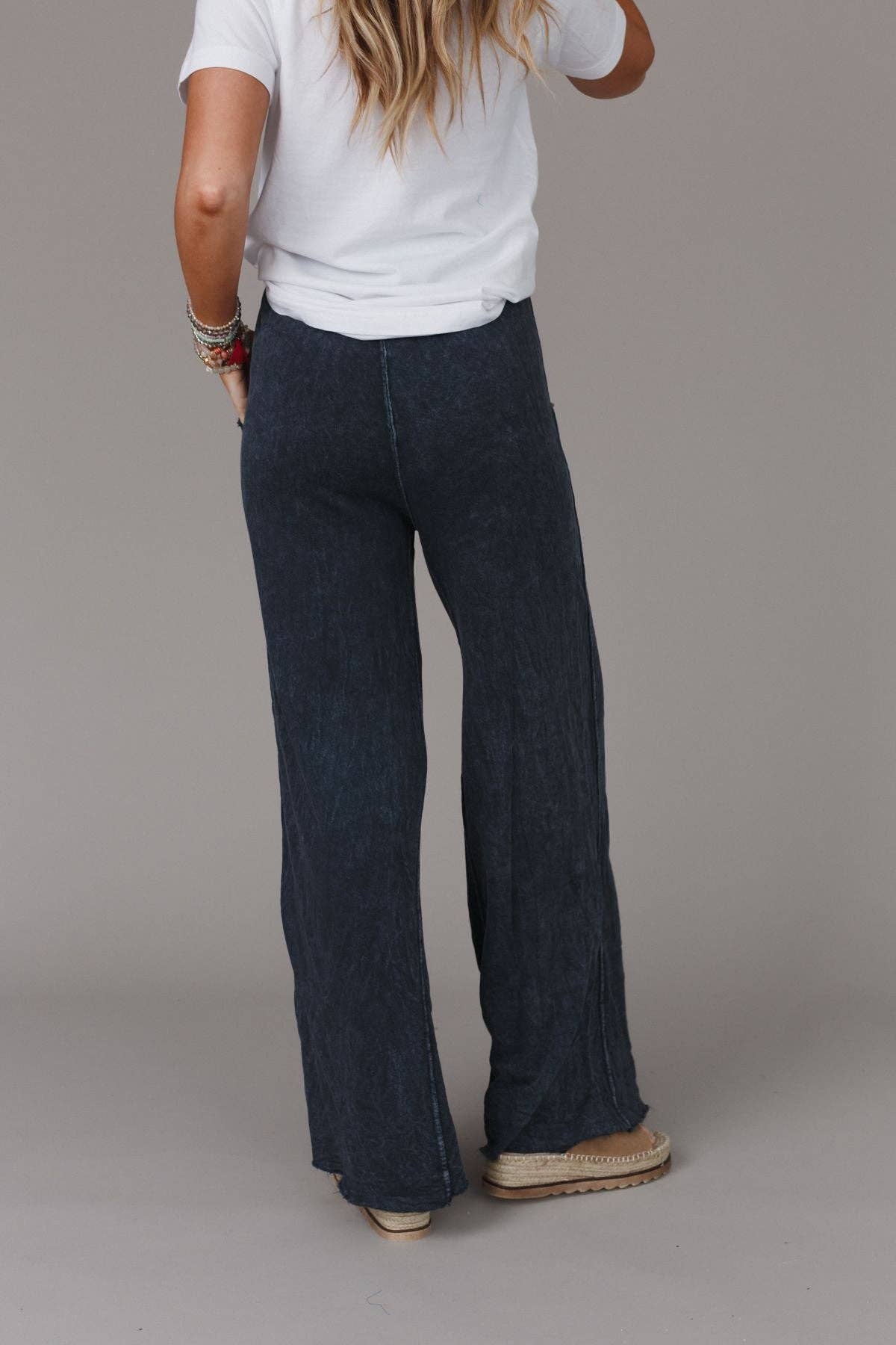 Three Bird Nest Relaxing Robin Wide Leg Pant - New Navy