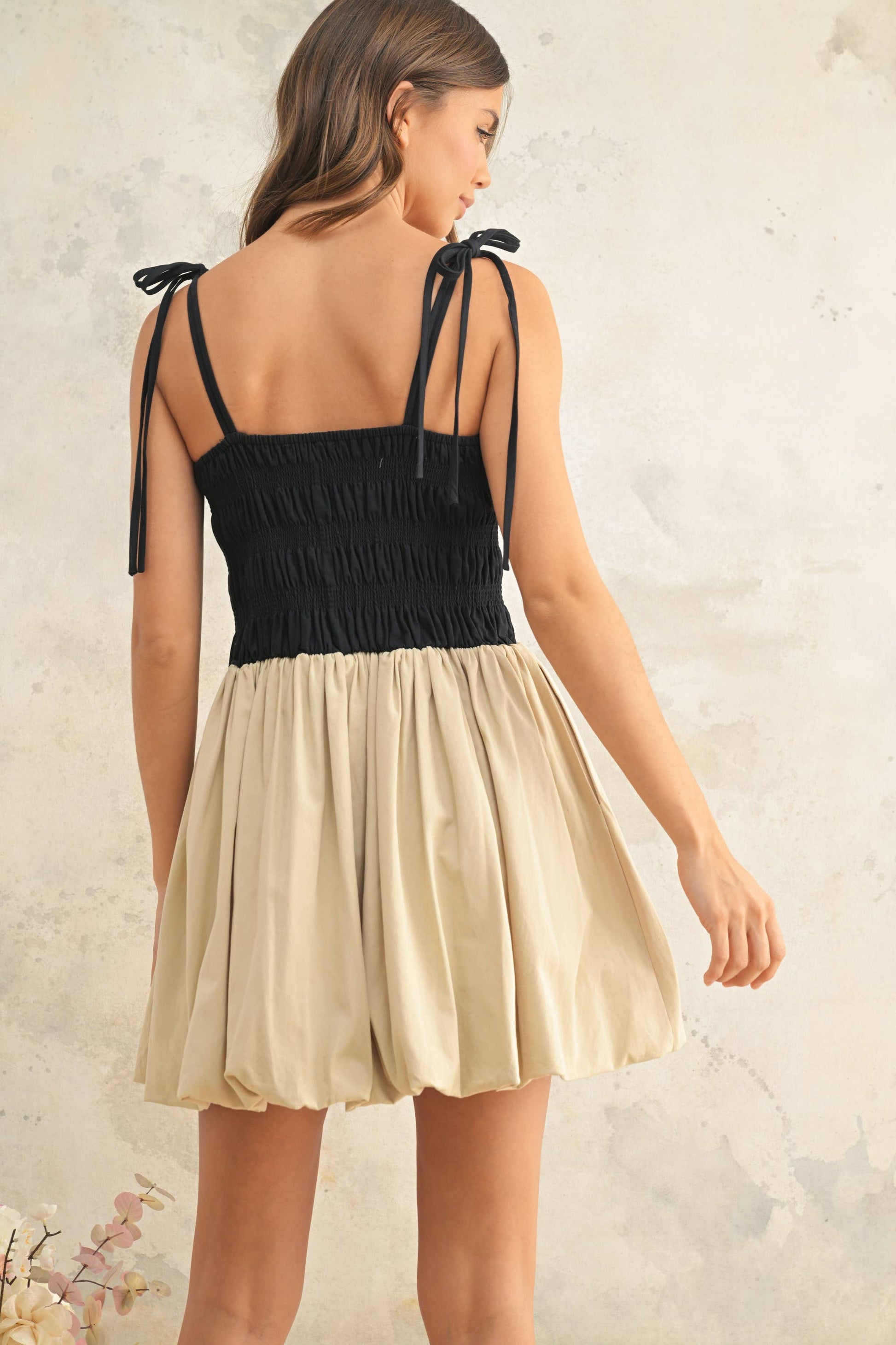 MIOU MUSE CONTRASED TOP BALLON DRESS