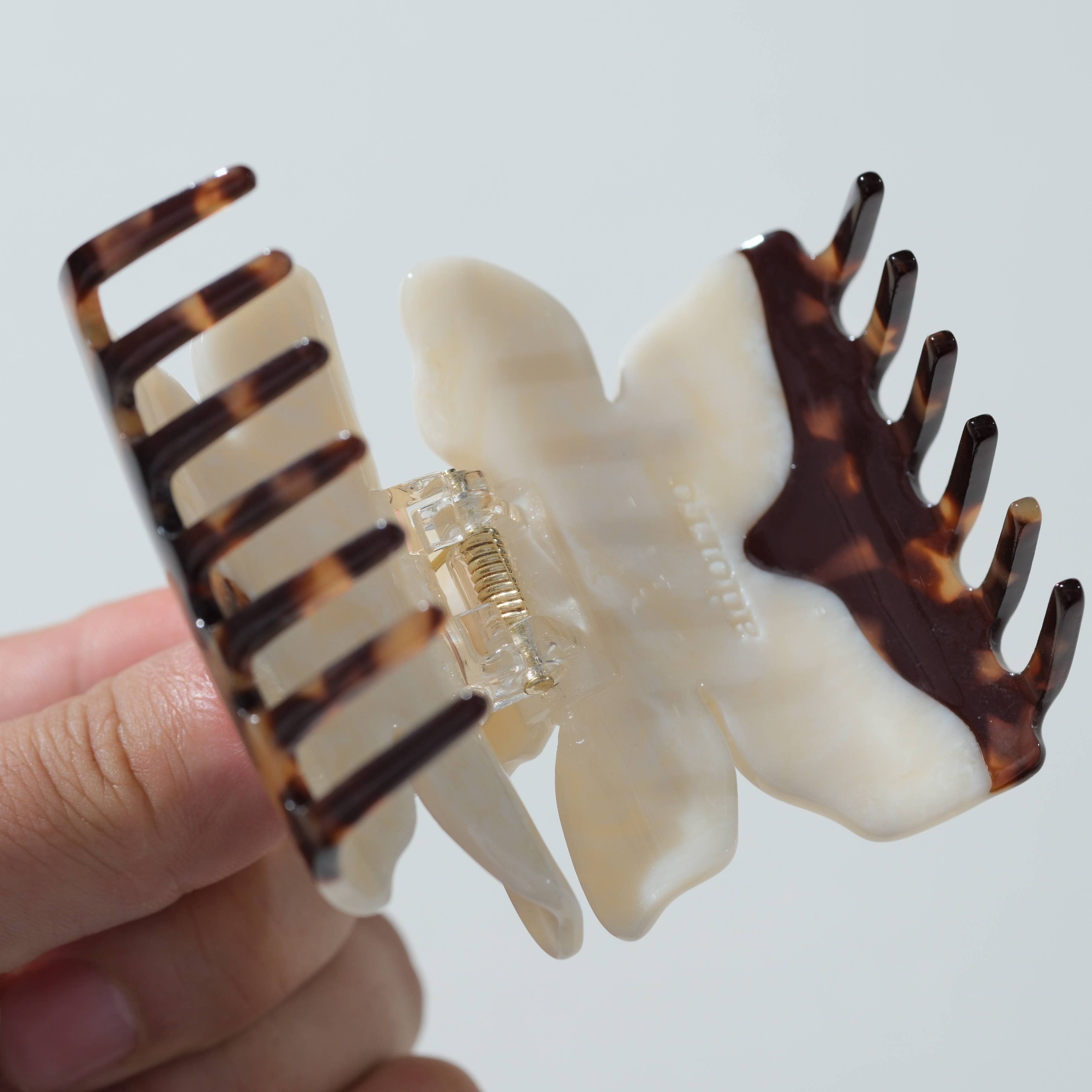 Adorro Orchid Flower Claw Clip - Large