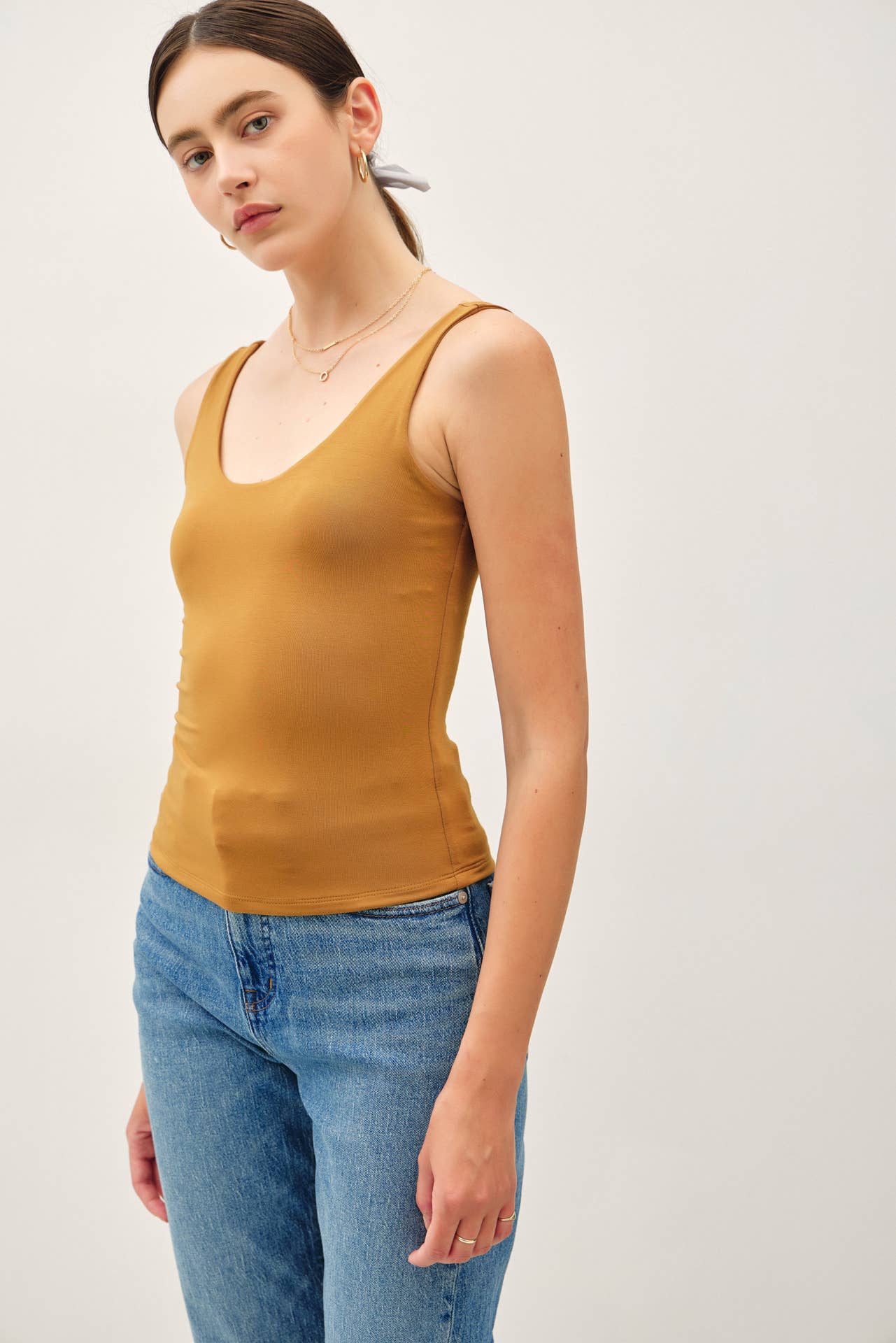 Be Cool BASIC THREADS SCOOP NECK TANK
