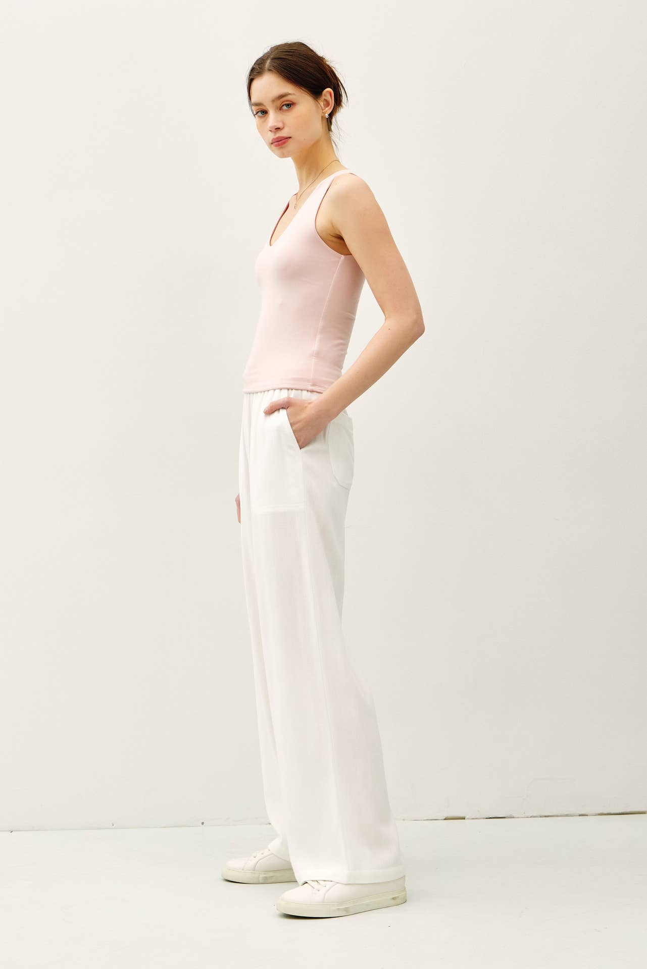 Be Cool BASIC THREADS FULL LENGTH V-NECK TANK