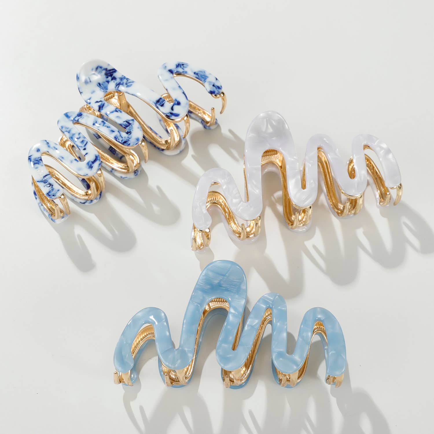 Adorro Willow Coastal | Large Squiggle Metal Claw Clip