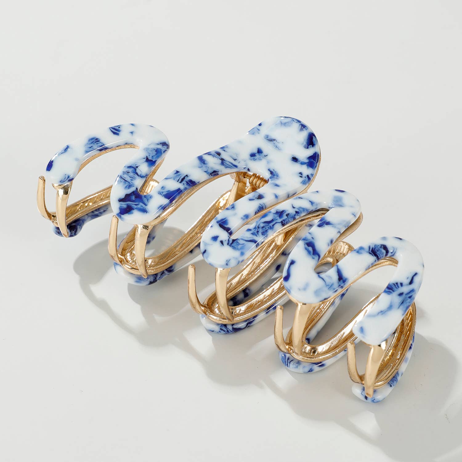 Adorro Willow Coastal | Large Squiggle Metal Claw Clip