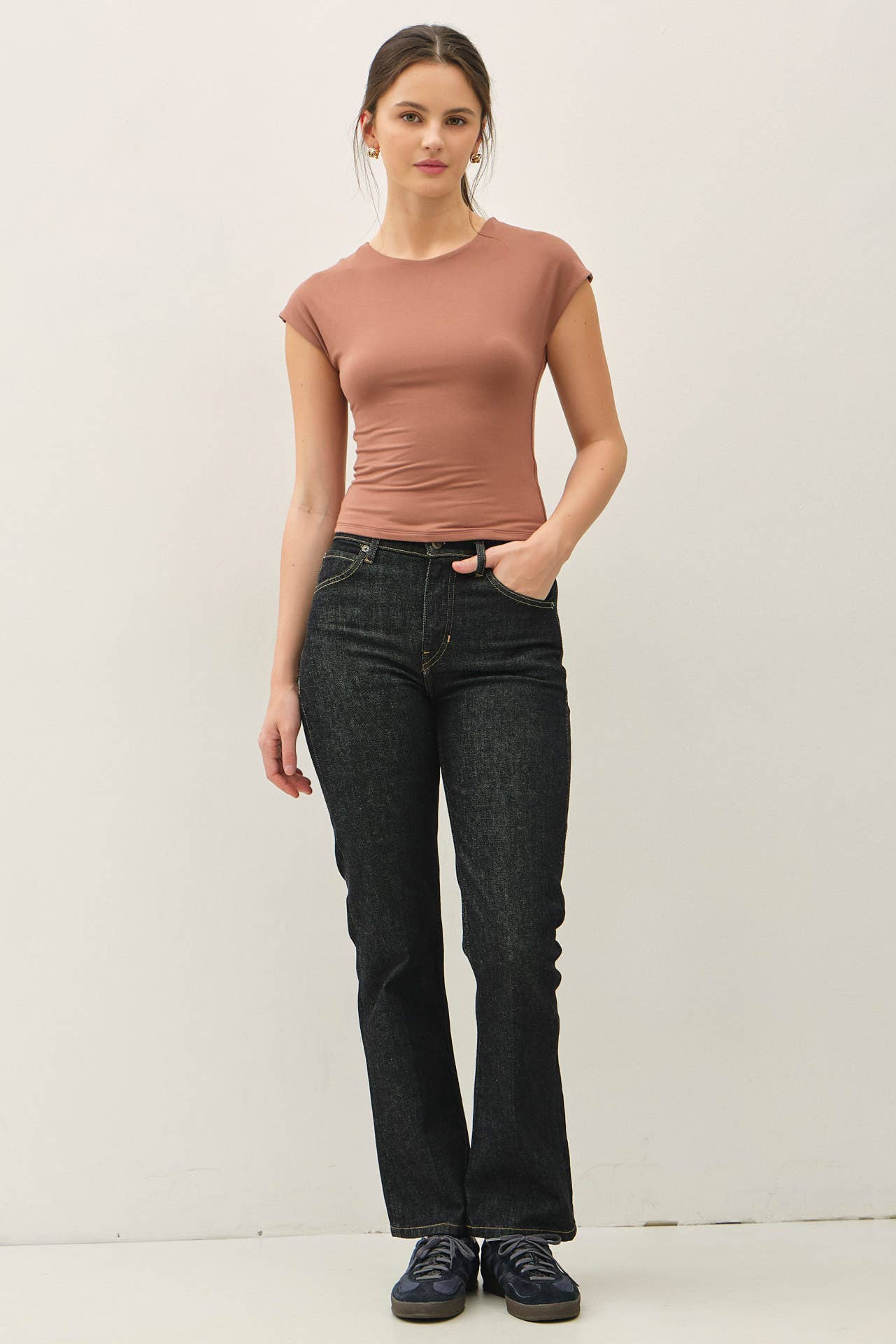 Be Cool BASIC THREADS CAP SLEEVE CREWNECK TOP