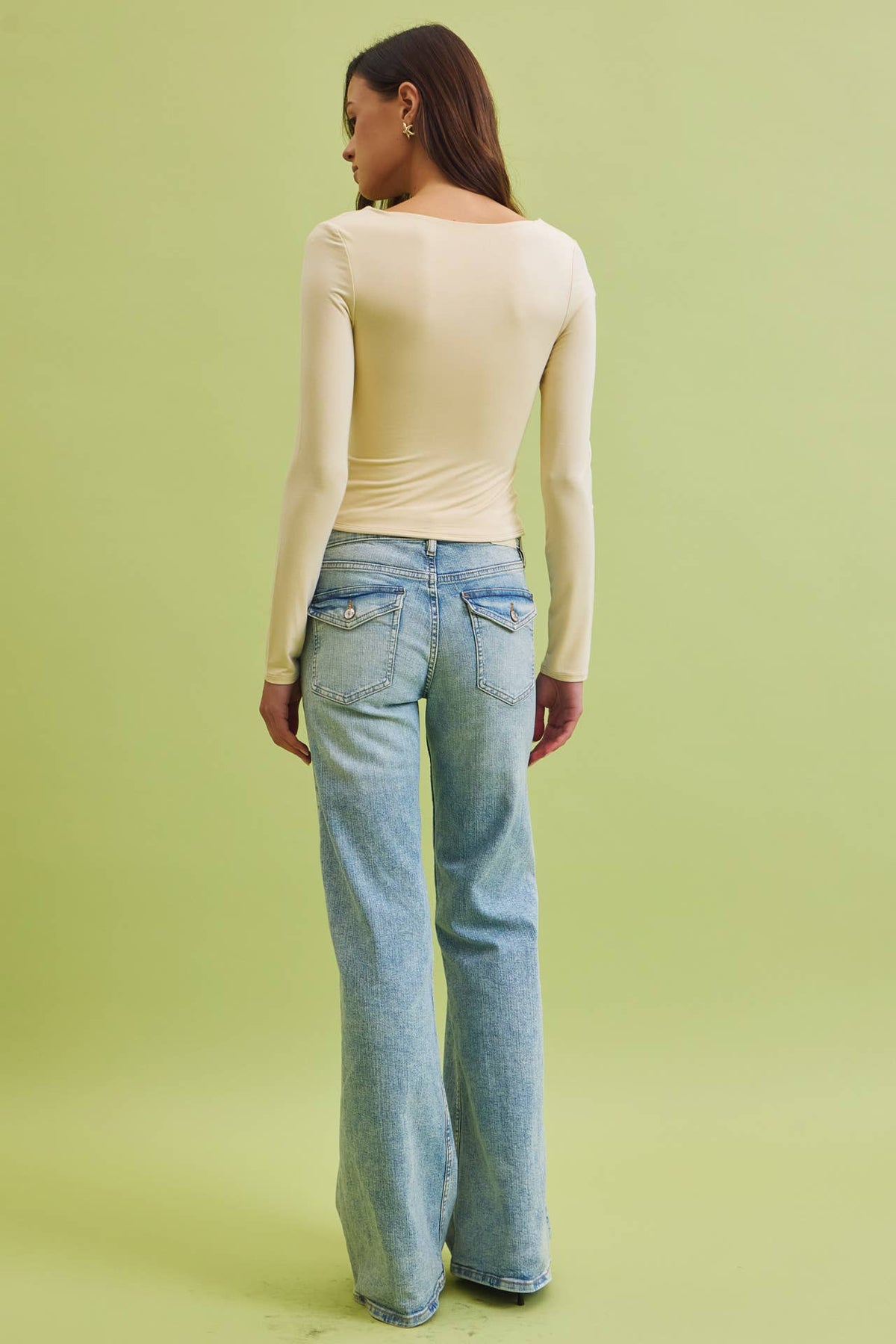 BASIC THREADS LONG SLEEVE TOP