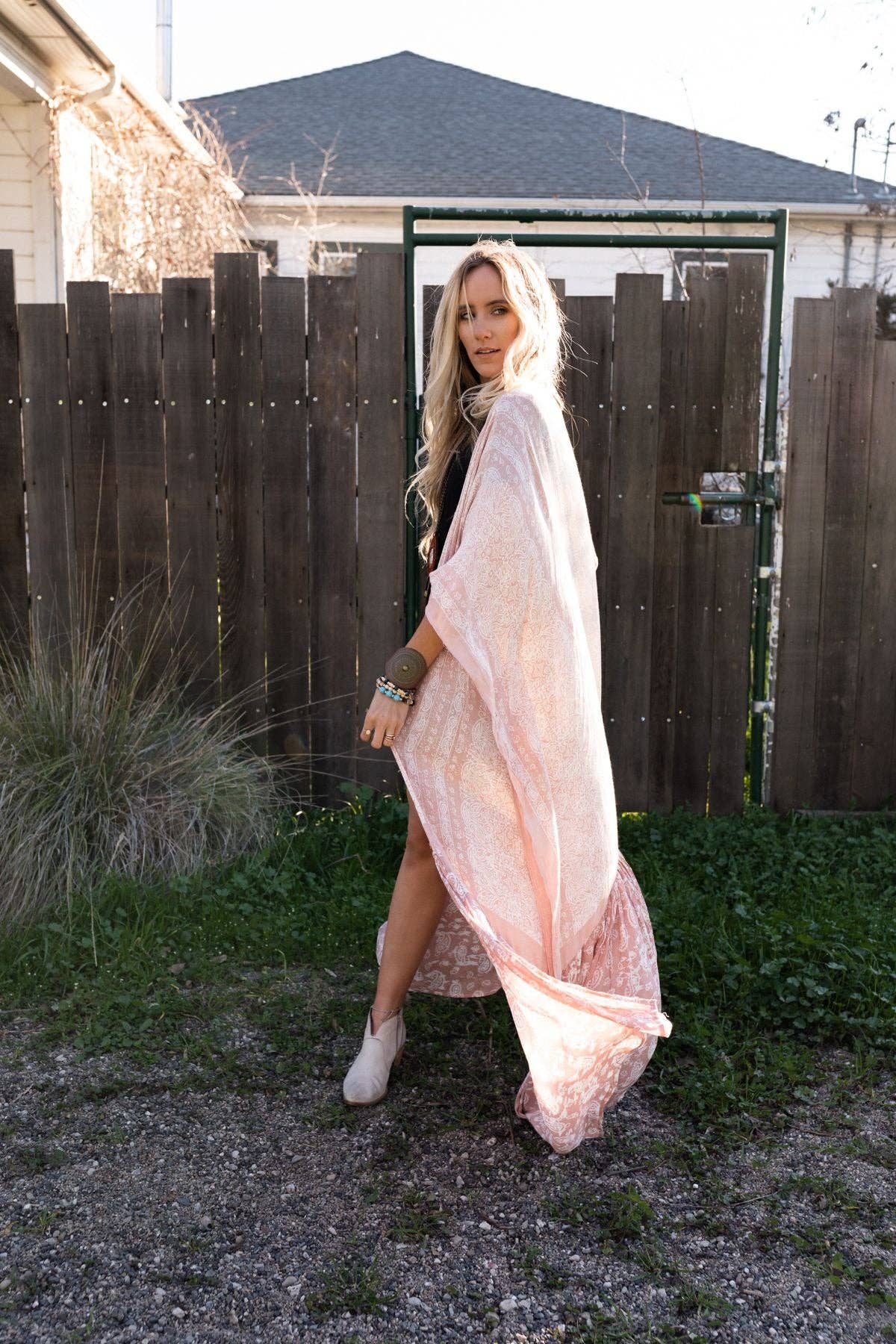 Three Bird Nest Paisley Tapestry Free Flow Kimono - Blush