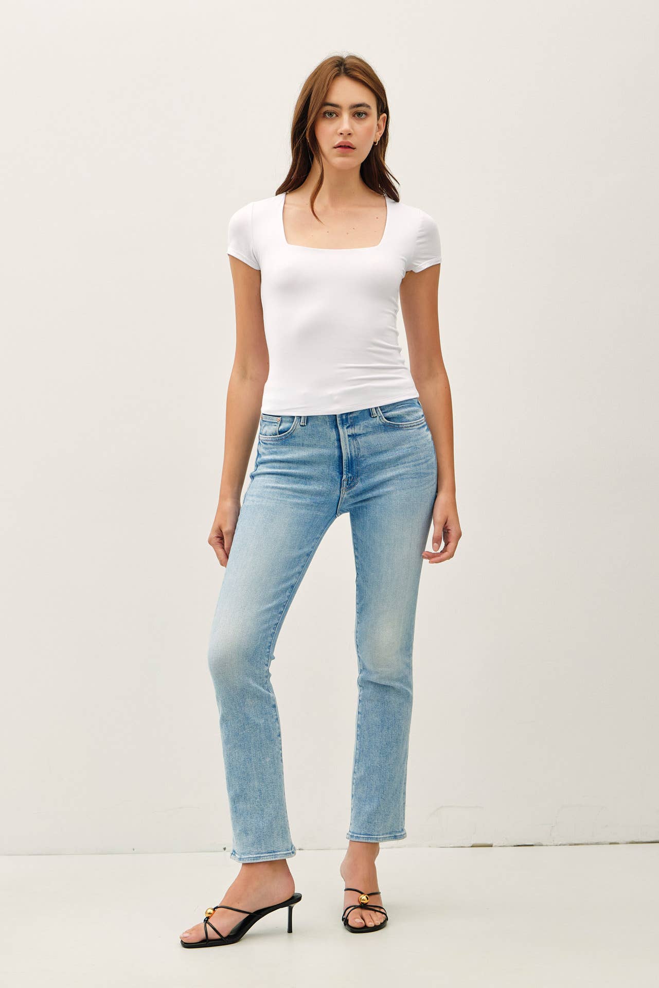 Be Cool BASIC THREADS SQUARE NECK KNIT TEE