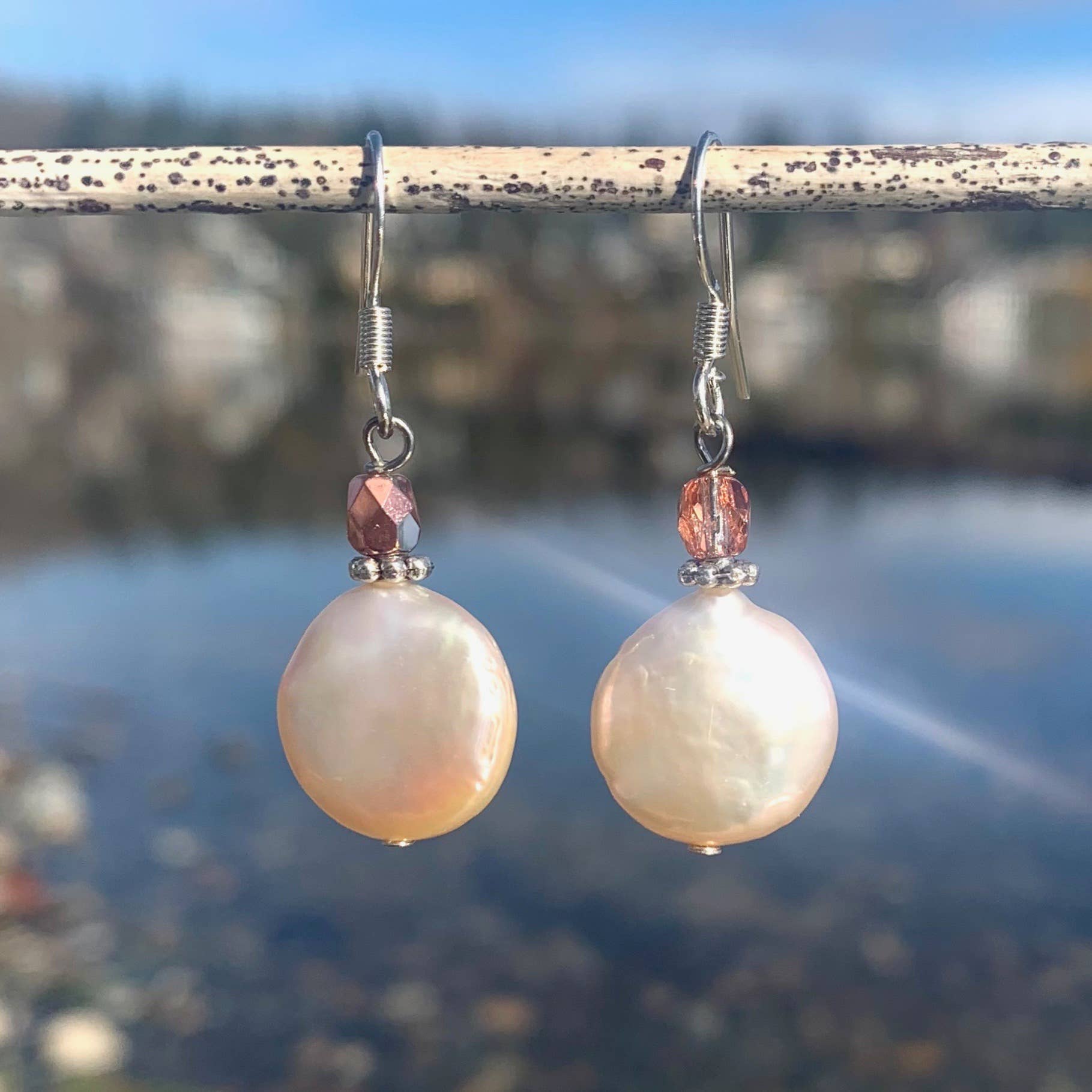 Jo Bird Jewelry Pearl Center Yourself Earrings champagne