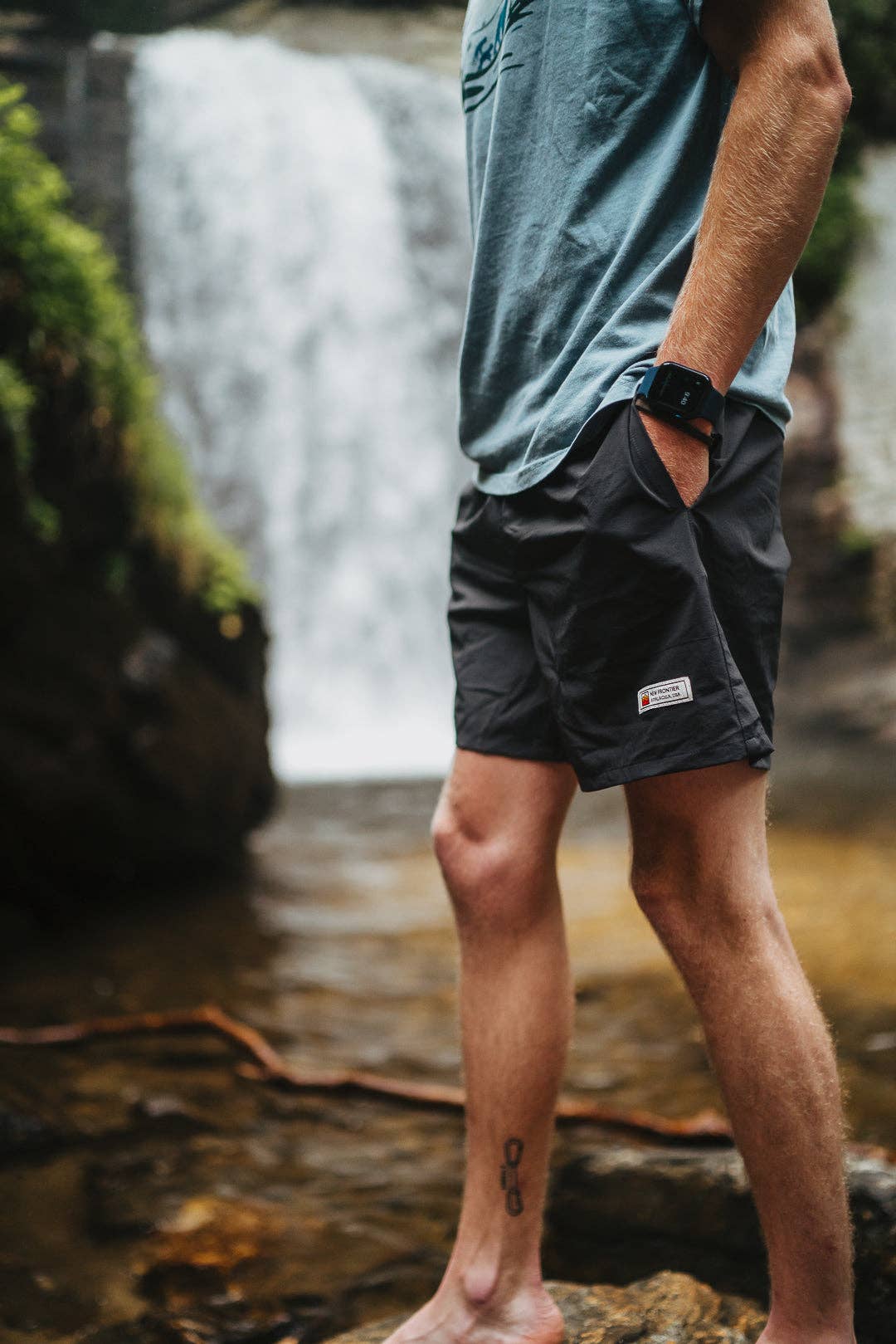 New Frontier JOURNEY TECH 7" SHORT