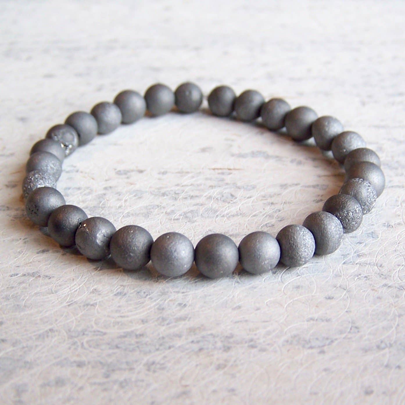 Jo Bird Jewelry Gemstone Elastic Bracelet - 6mm Black & White