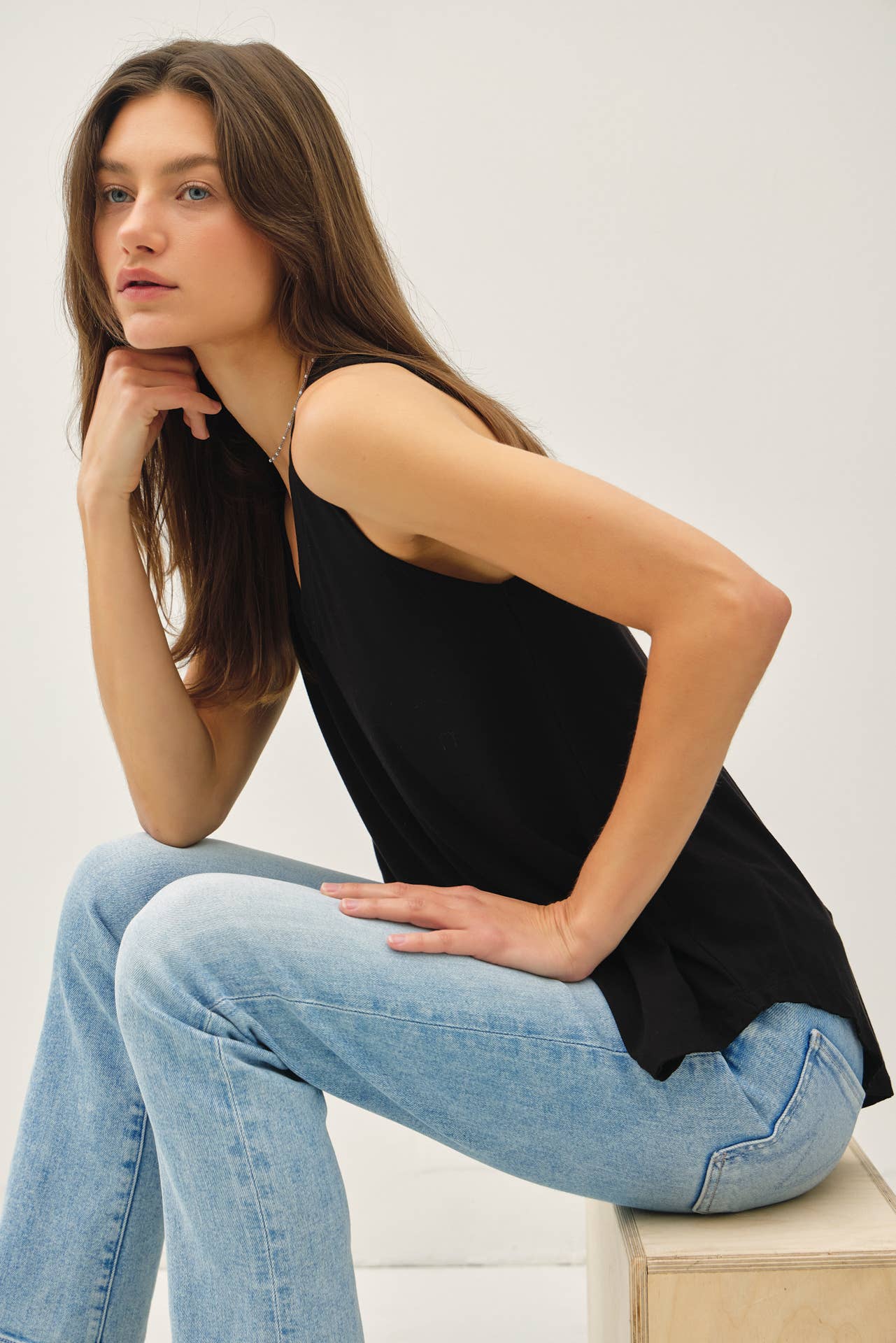 Be Cool Basic Threads Flowy V-NECK TANK