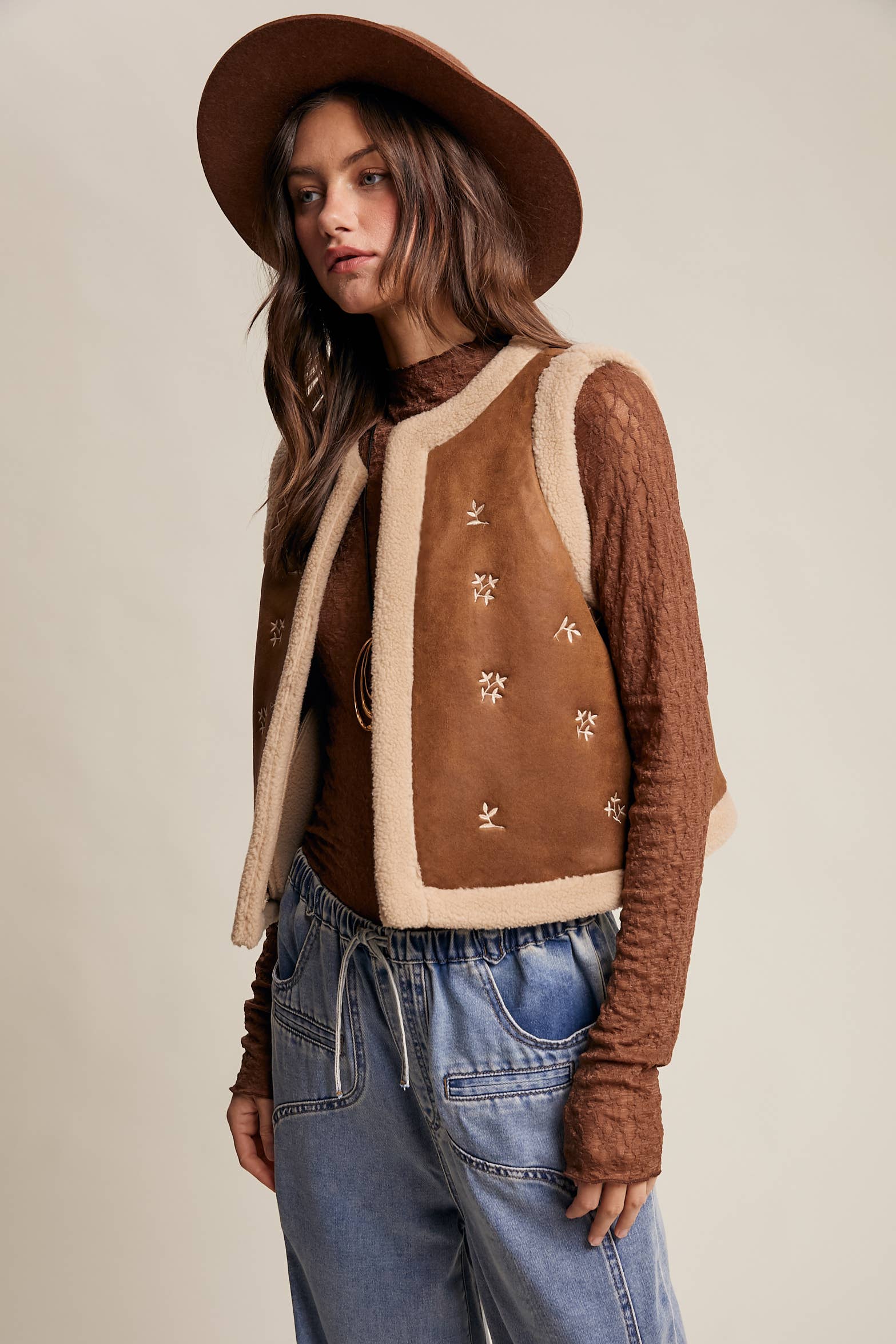 Listicle Winter Bloom Vest