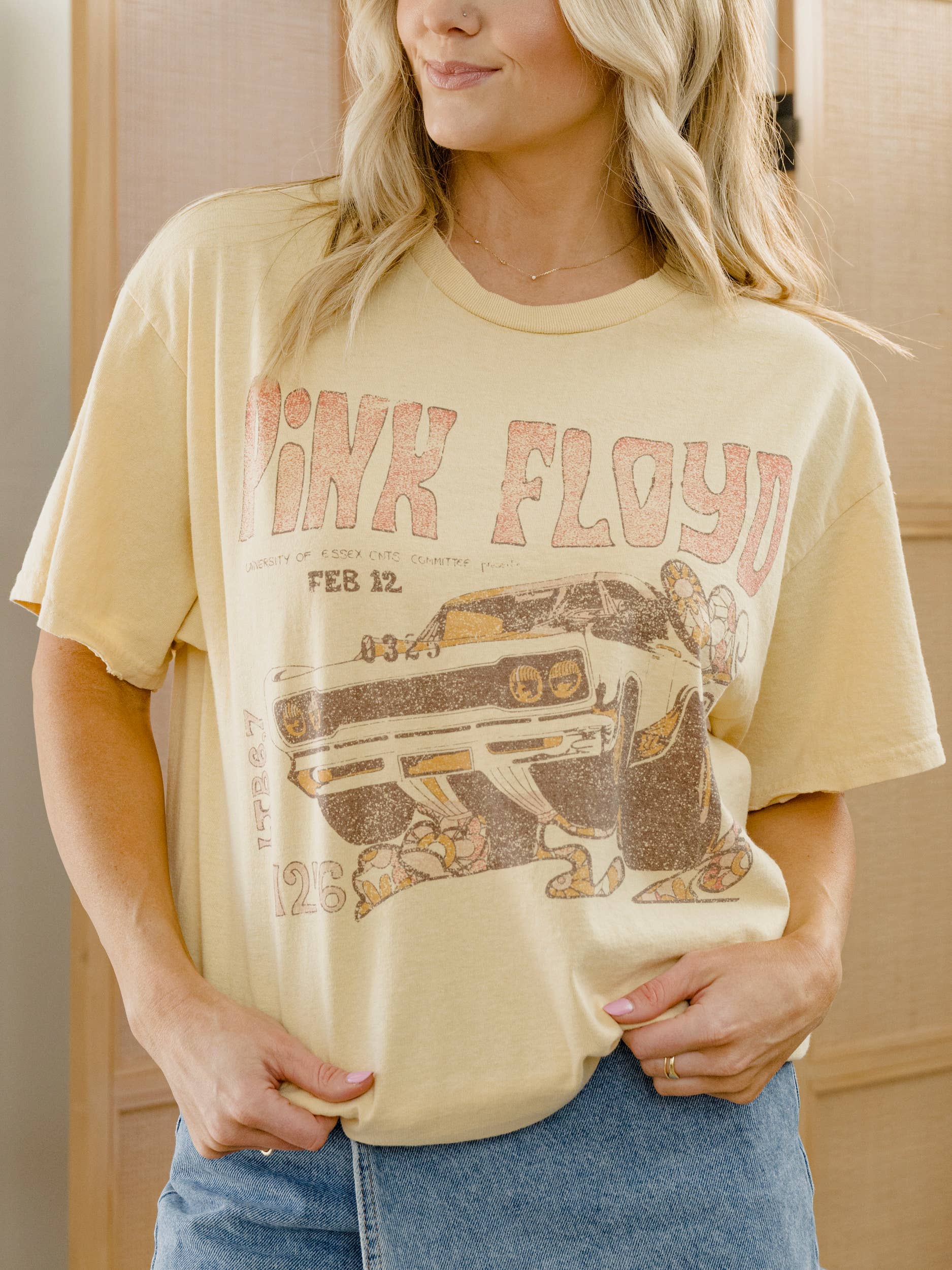 LivyLu PINK FLOYD ESSEX GOLD THRIFTED GRAPHIC TEE