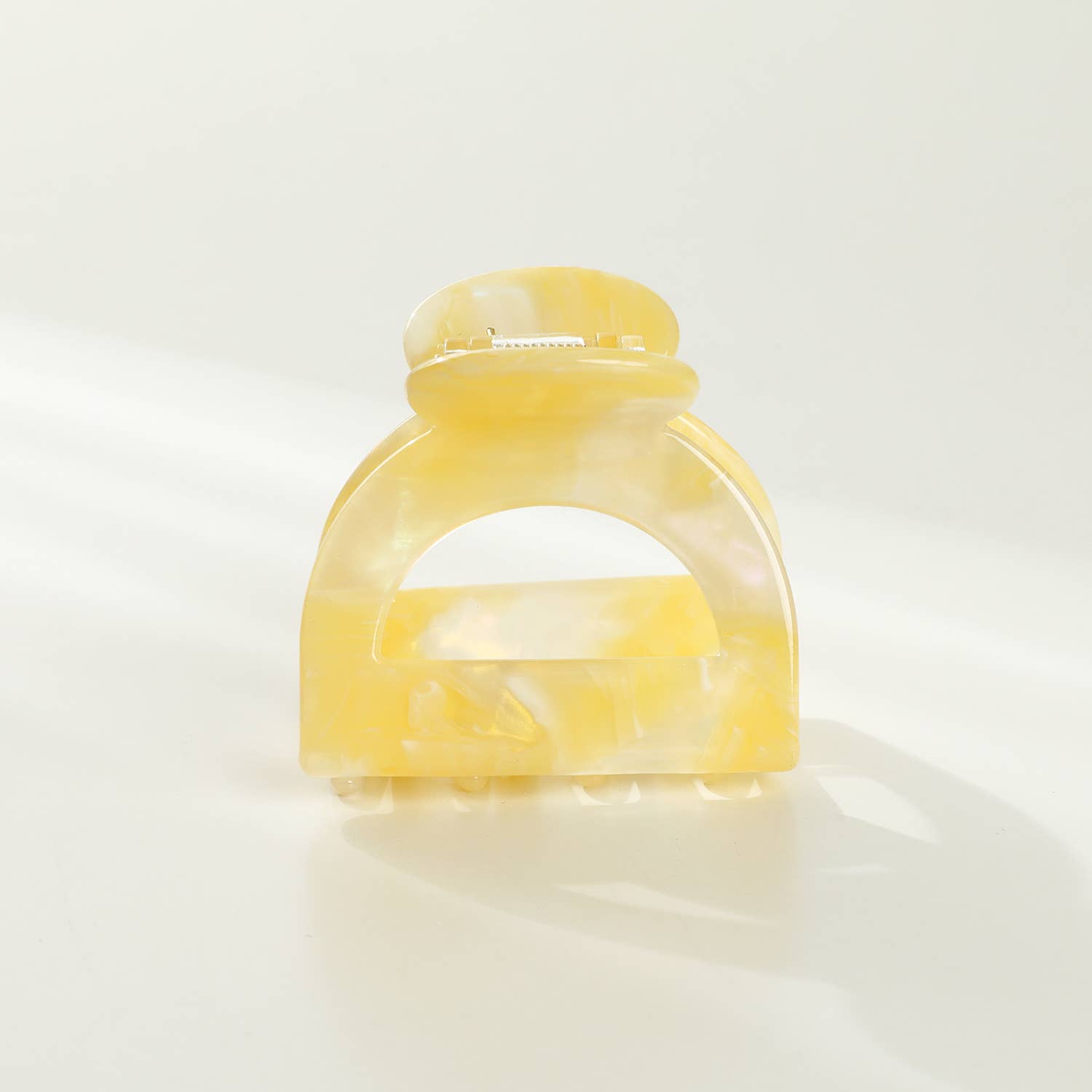 Adorro Limoncello Claw Clip Half Circle