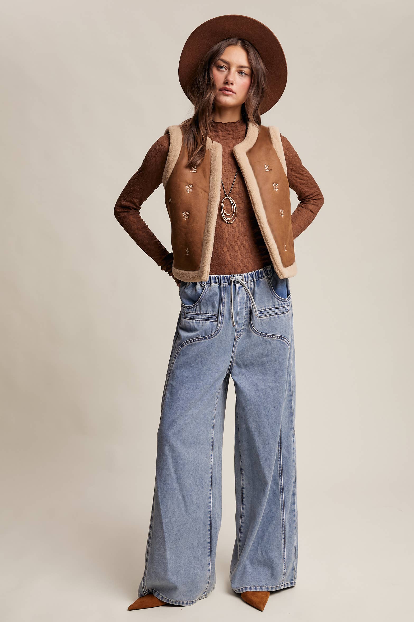 Listicle Winter Bloom Vest