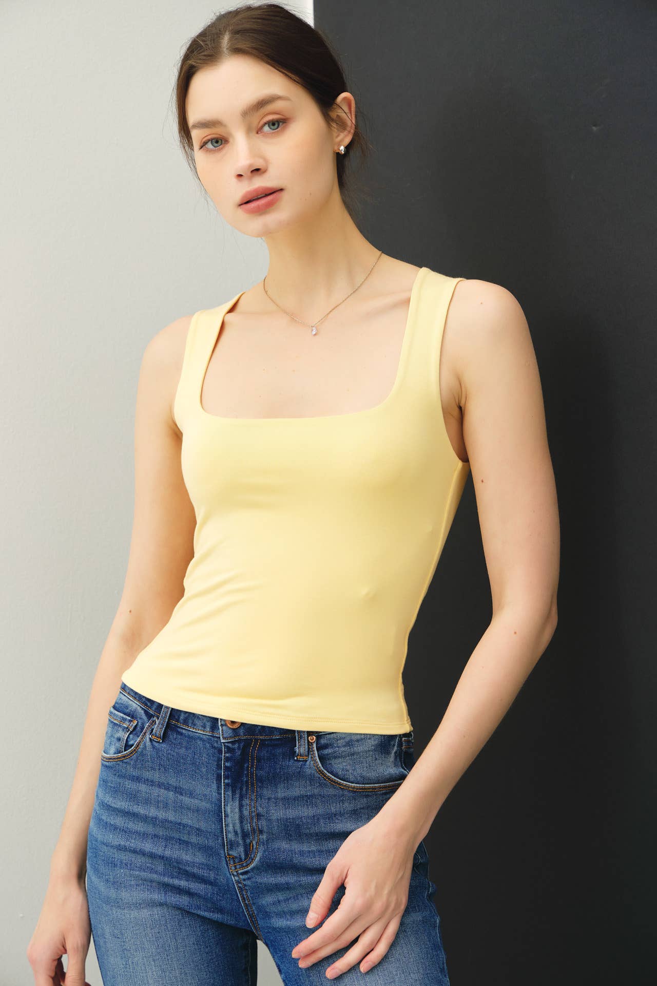 Be Cool BASIC THREADS DOUBLE LINED SQUARE NECK TANK