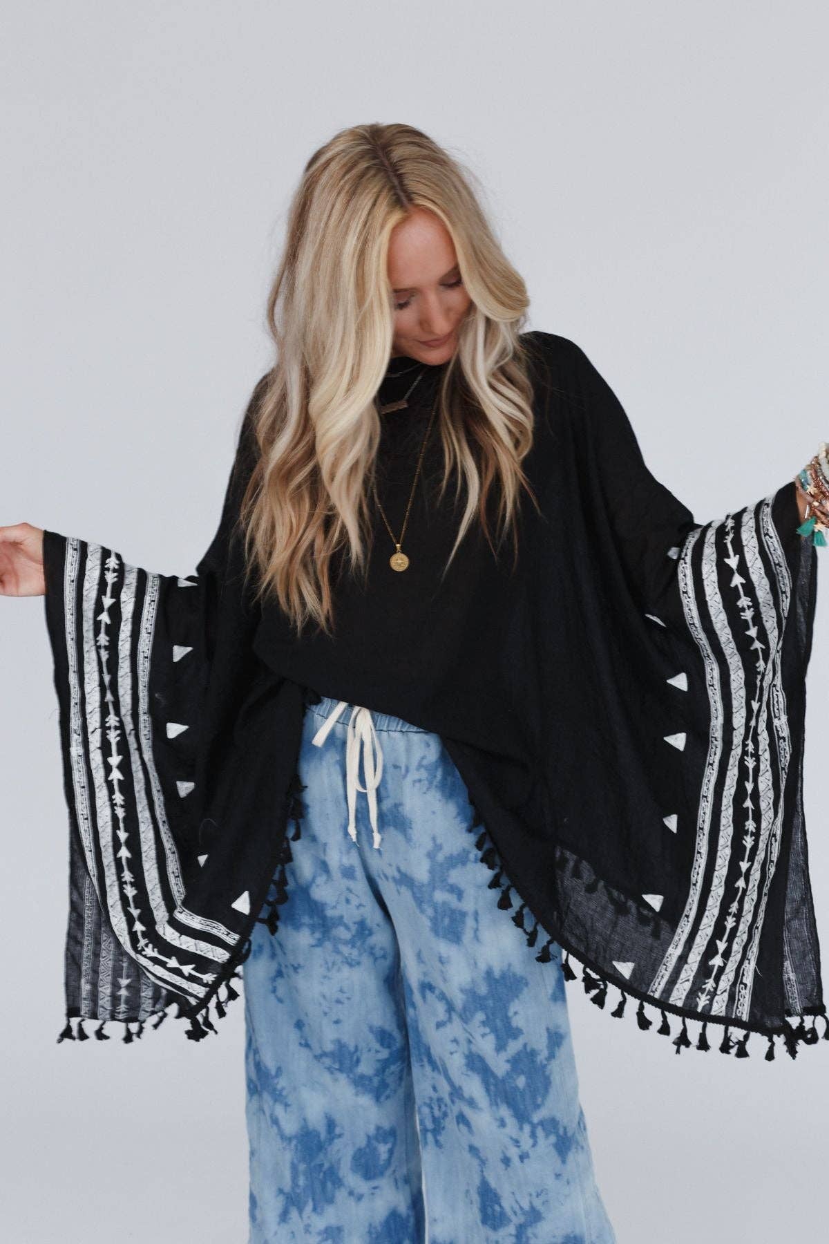 Three Bird Nest Fallon Embroidered Sleeve Tassel Poncho - Black