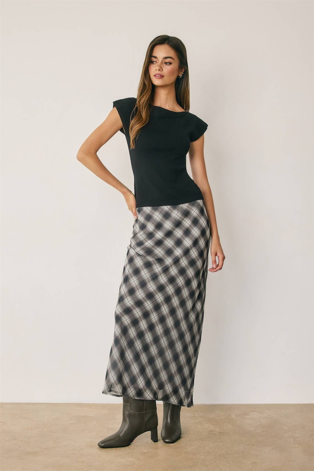 Dress Forum Luna Boat Neck Top