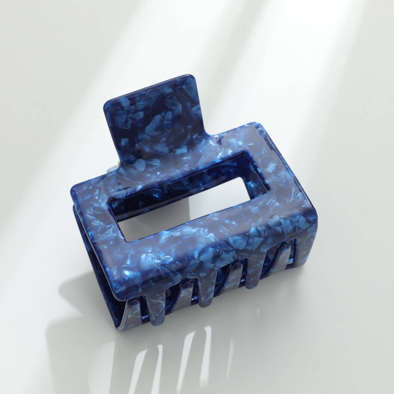 Adorro Denim Blue Large | Assorted Large Claw Clips Square