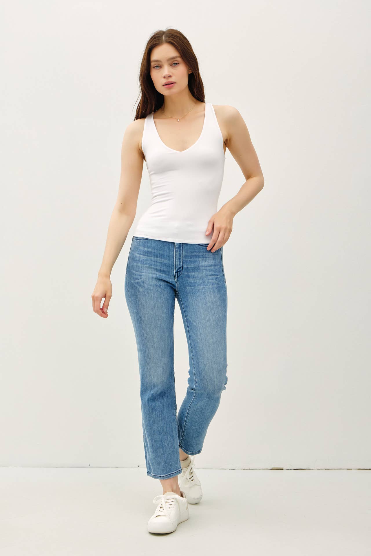 Be Cool BASIC THREADS FULL LENGTH V-NECK TANK