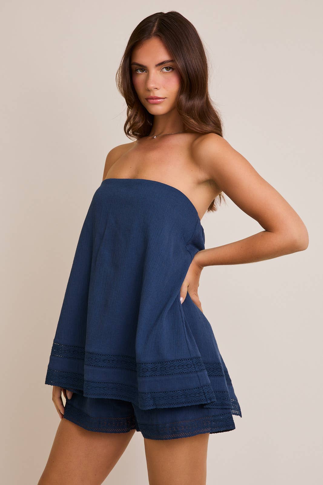 LE LIS LACE TRIM DETAIL TUBE ROMPER