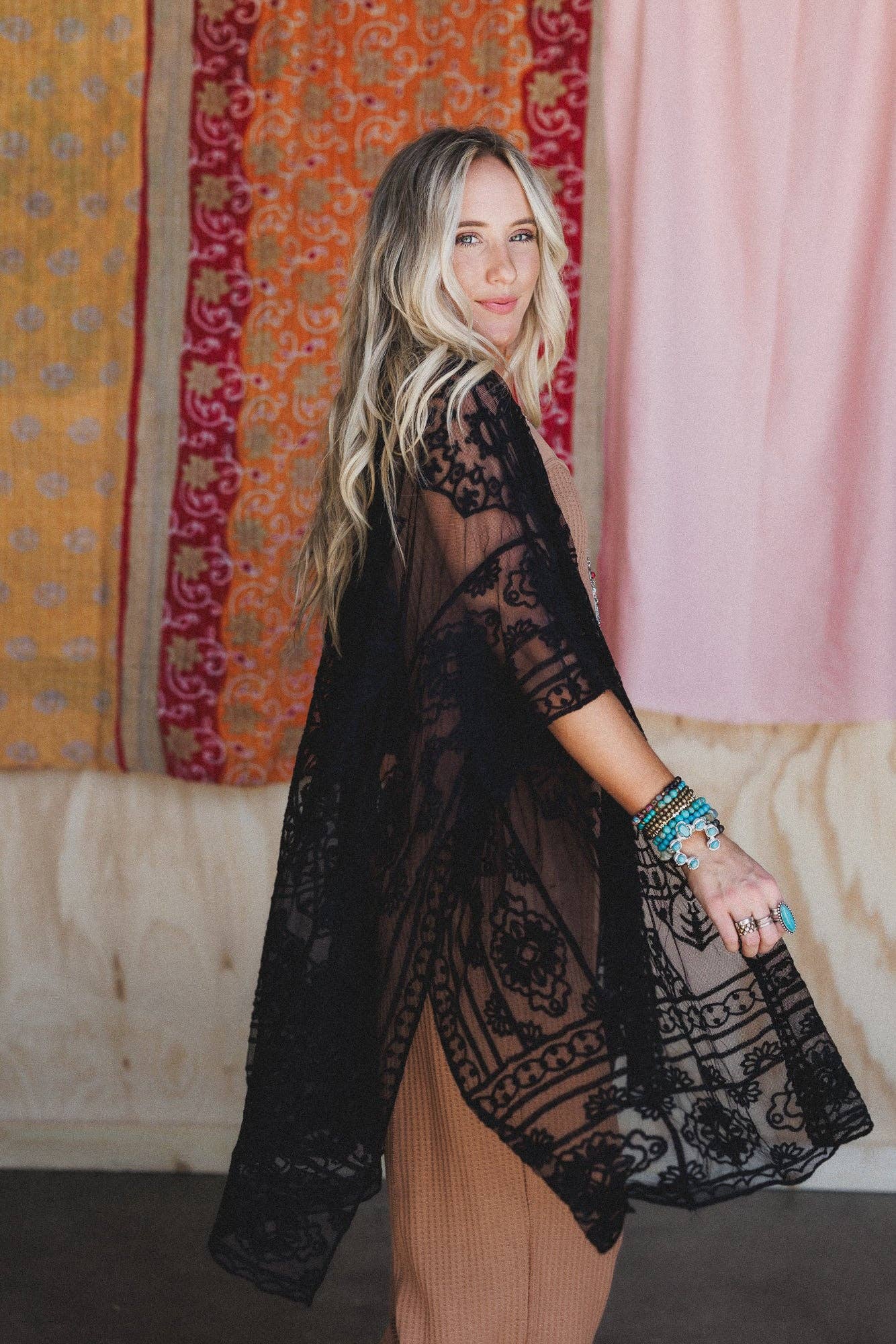 Three Bird Nest Go Wildflower Floral Embroidered Kimono - Black