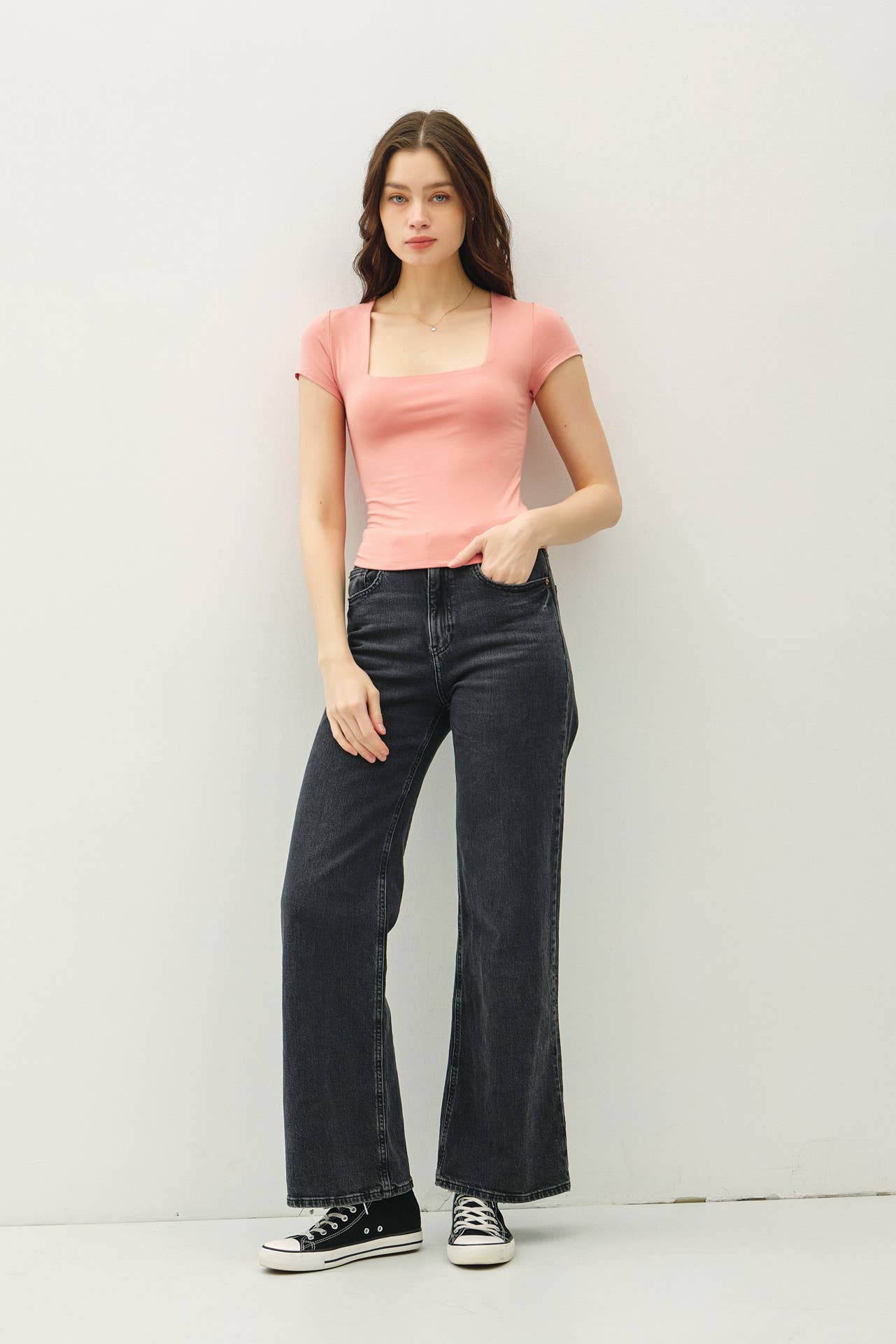 Be Cool BASIC THREADS SQUARE NECK KNIT TEE