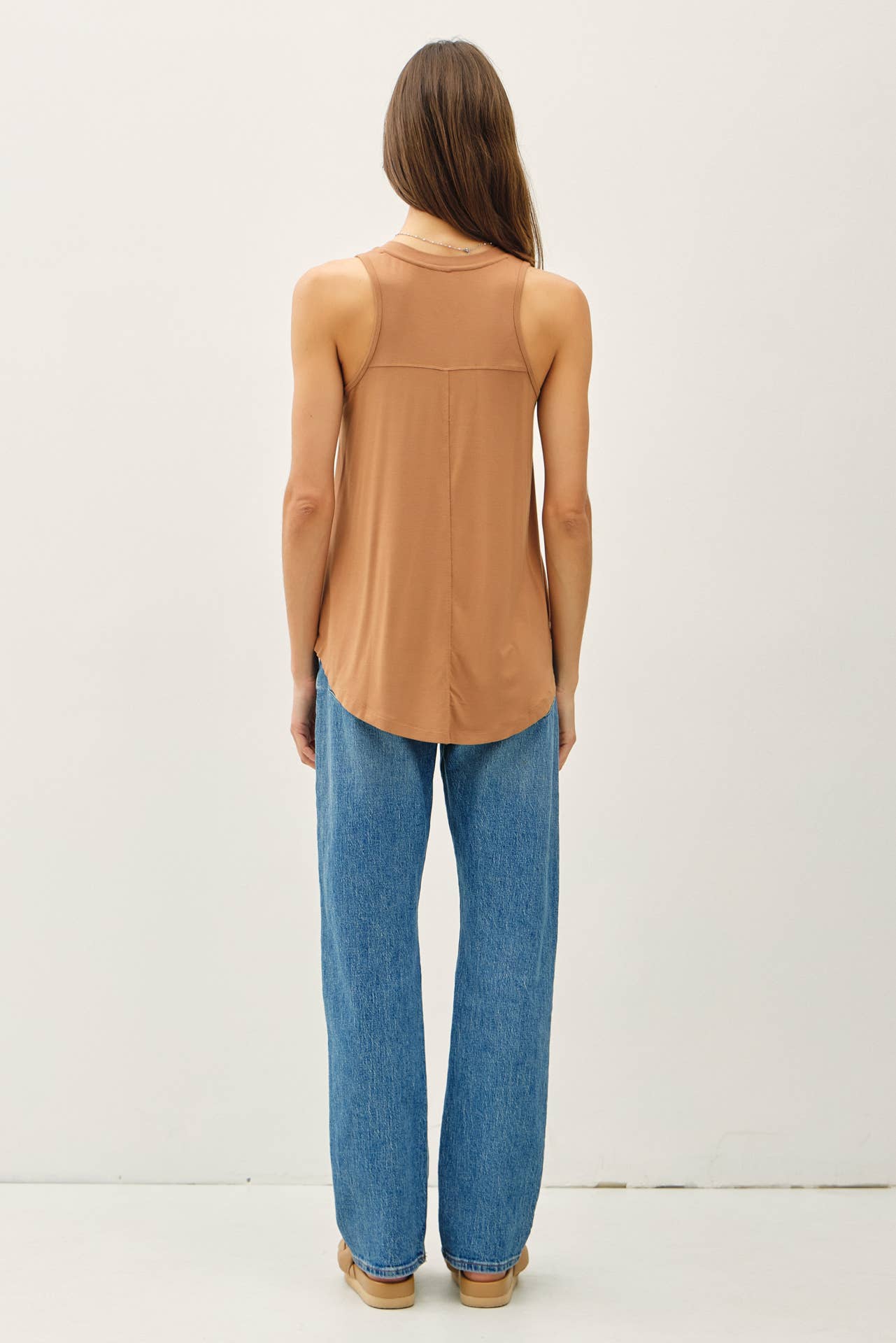 Be Cool Basic Threads Flowy V-NECK TANK