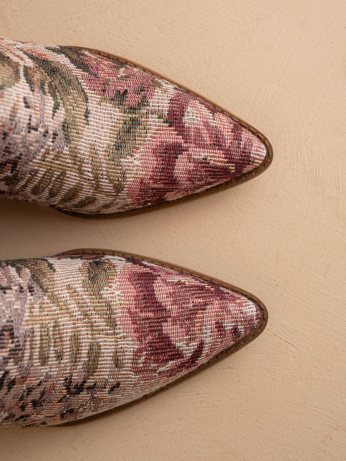 OASIS SOCIETY The Brilee | Mauve Tapestry Western Fall Boot
