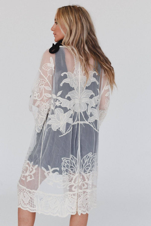 Three Bird Nest Butterfly Beach Kimono - Ivory OS
