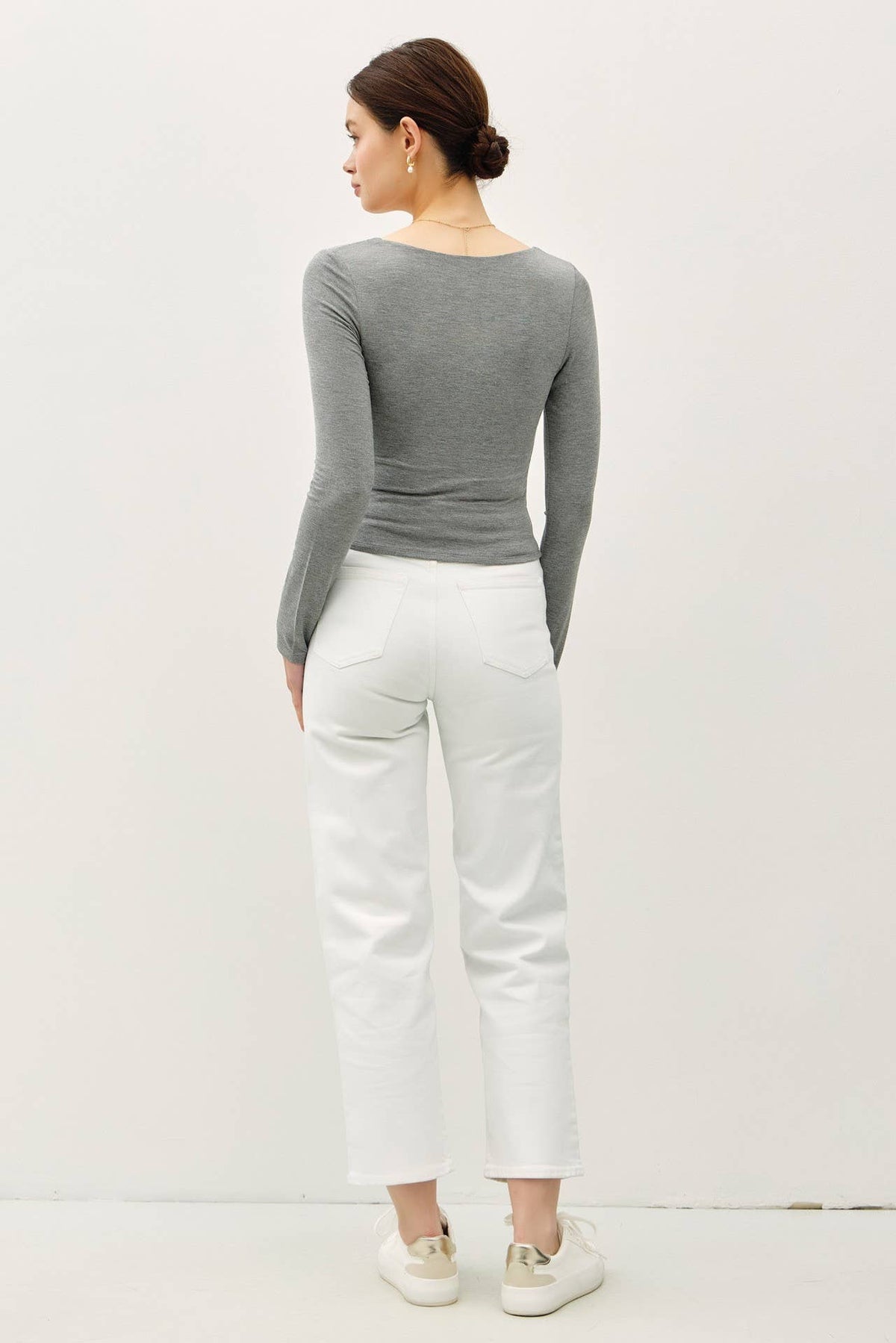 BASIC THREADS LONG SLEEVE TOP