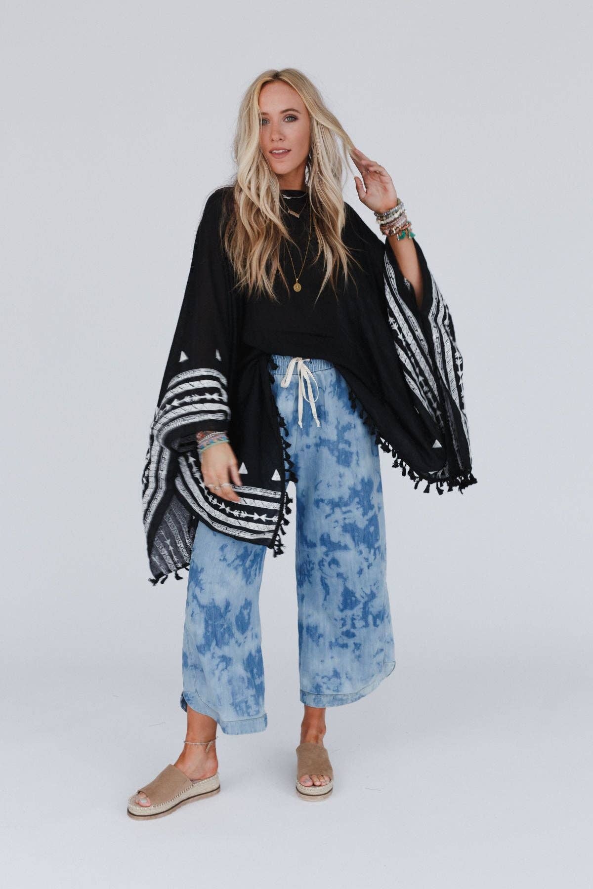 Three Bird Nest Fallon Embroidered Sleeve Tassel Poncho - Black
