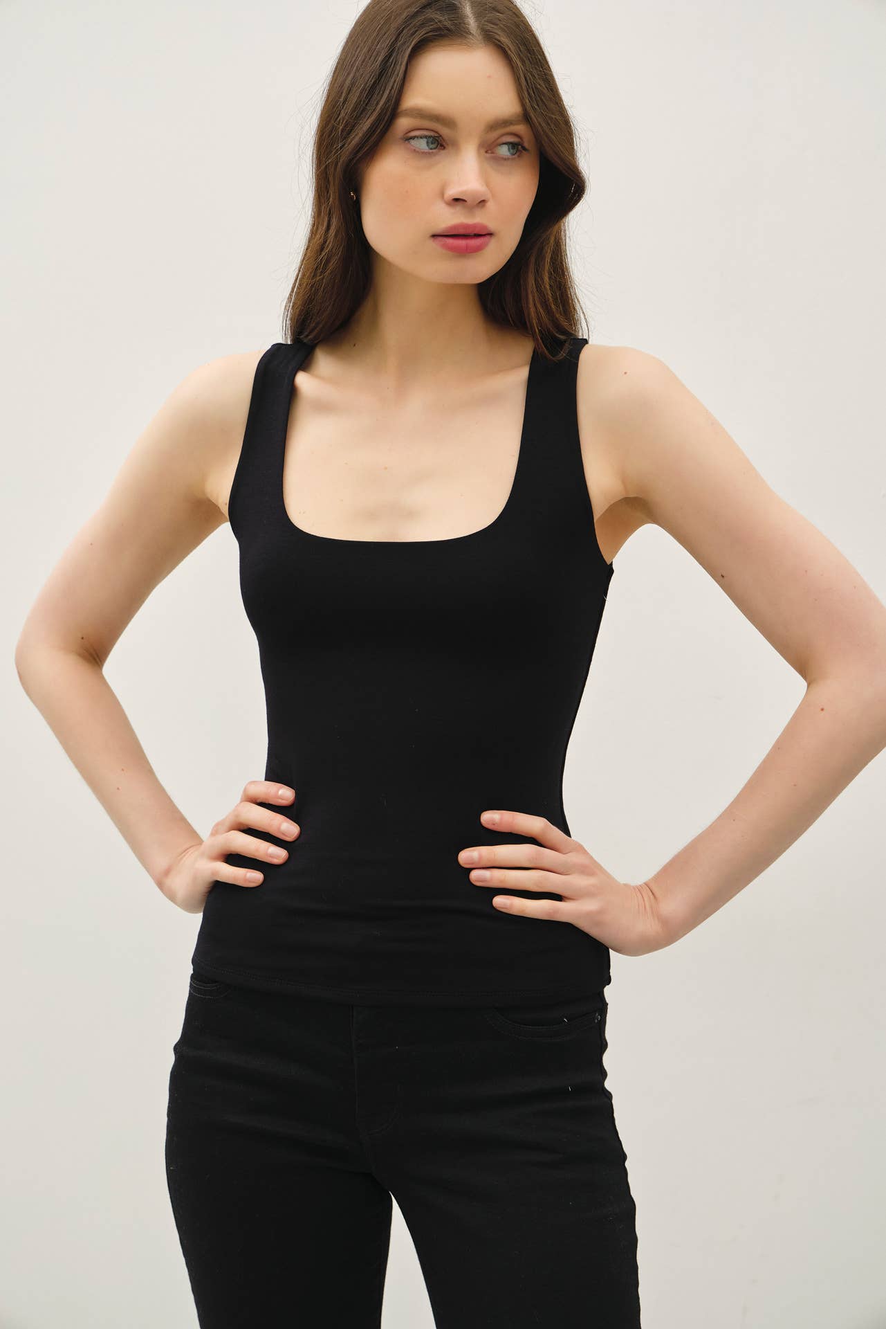 Be Cool BASIC THREADS DOUBLE LINED BASIC SQUARE NECK TANK