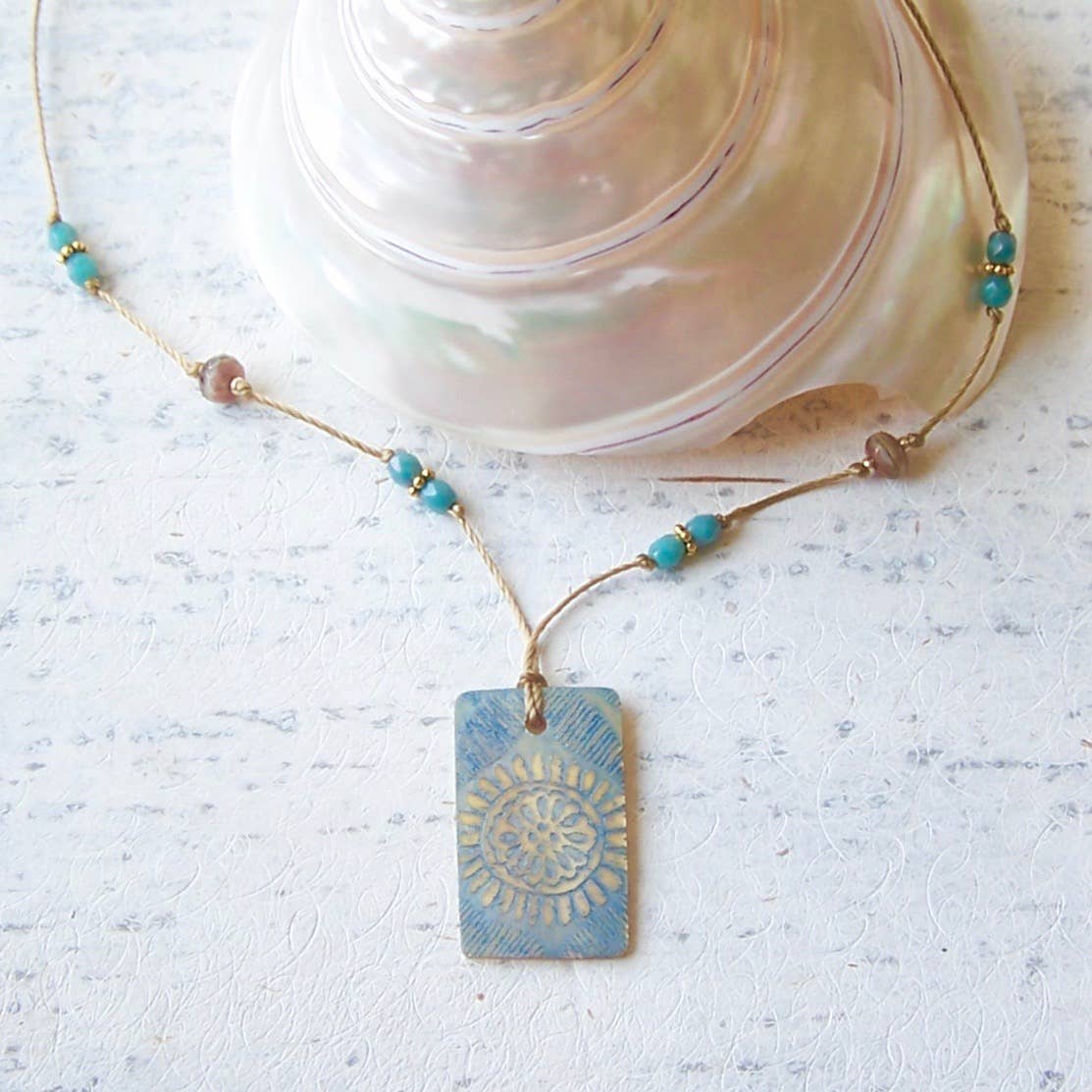 Jo Bird Jewelry Mother of Pearl Shell Necklace - Neutral Colors Sky Blue