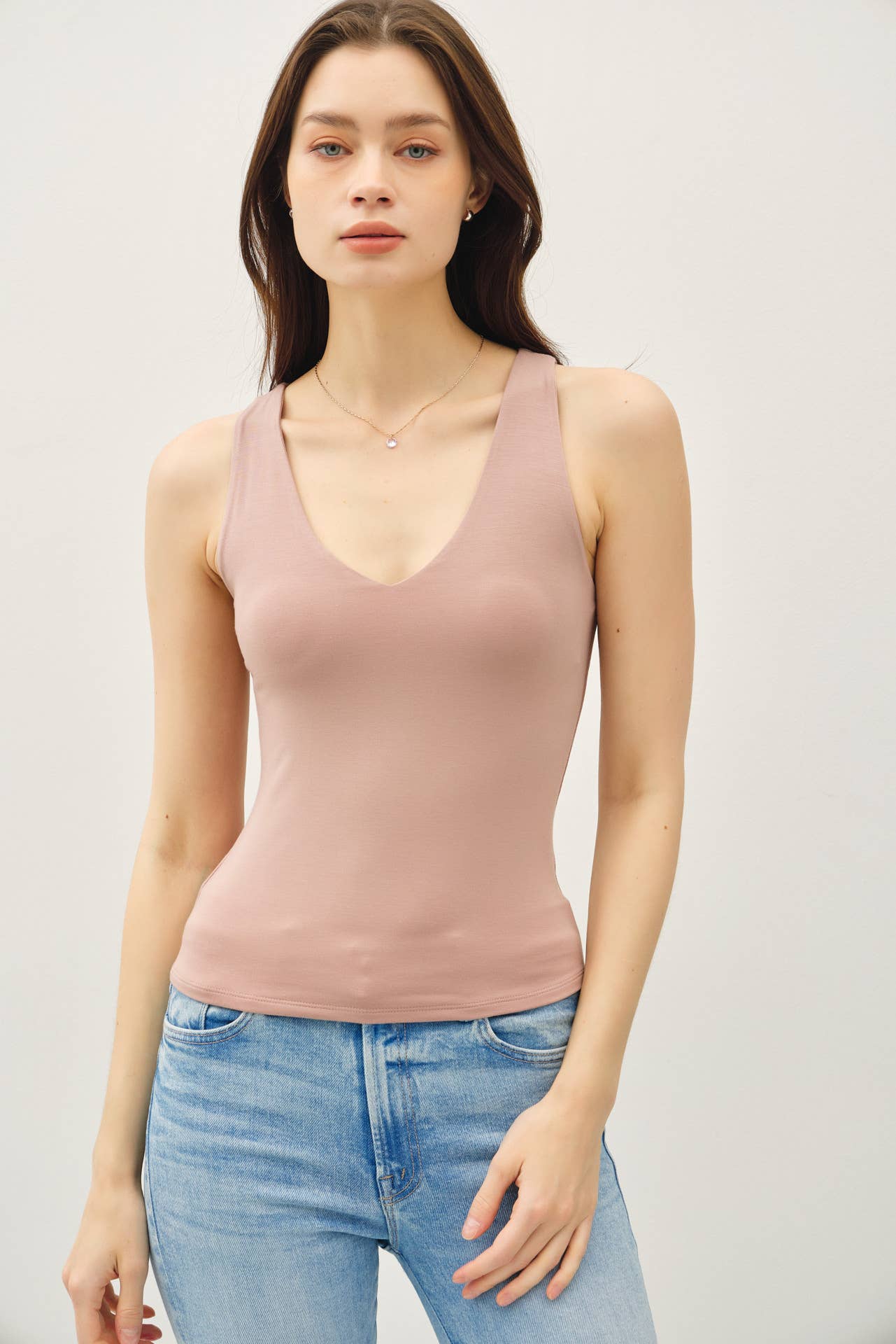 Be Cool BASIC THREADS FULL LENGTH V-NECK TANK