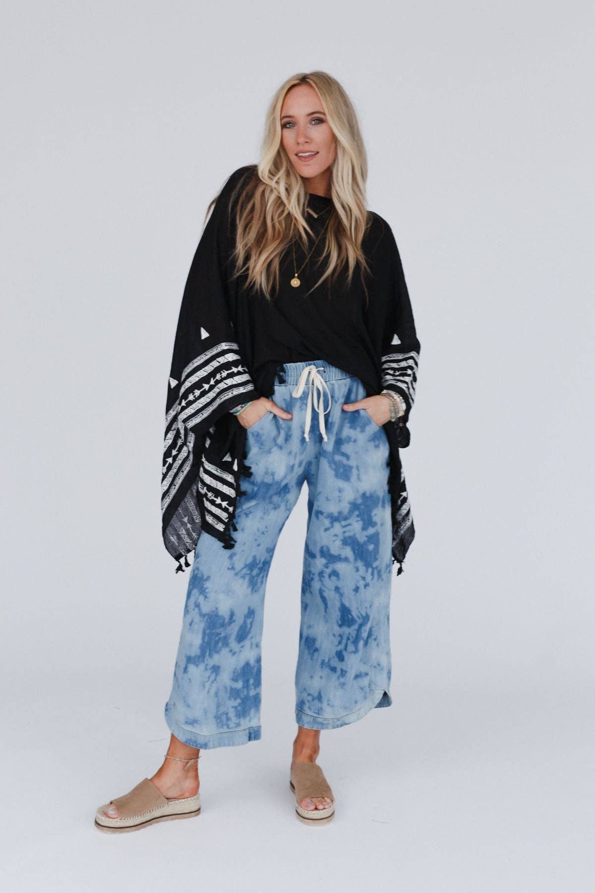 Three Bird Nest Fallon Embroidered Sleeve Tassel Poncho - Black