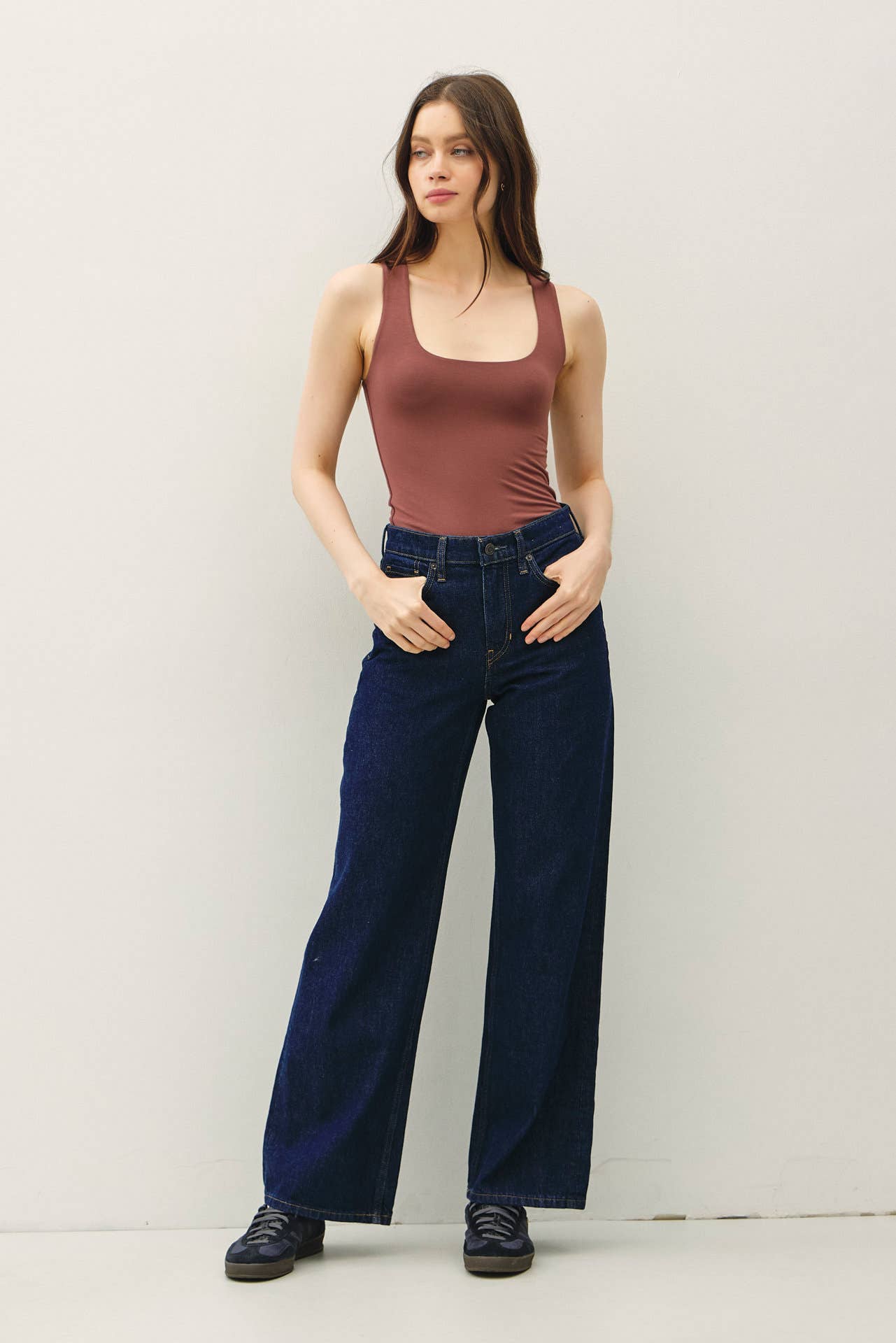 Be Cool BASIC THREADS SQUARE NECK TANK