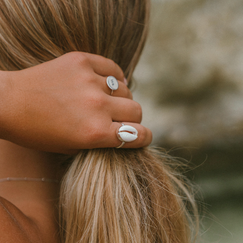 The Salty Gem Shell Ring