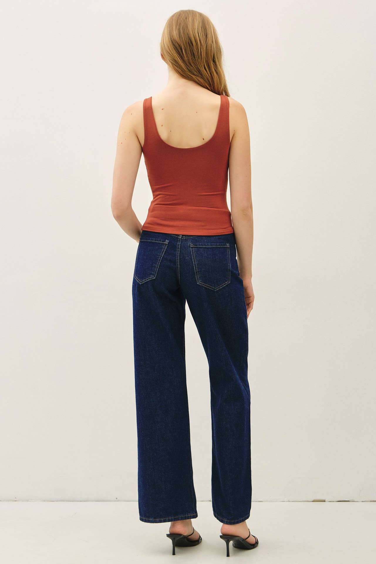 Be Cool BASIC THREADS SCOOP NECK TANK