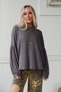 Three Bird Nest Sweet Heart Balloon Sleeve Knit Sweater - Black