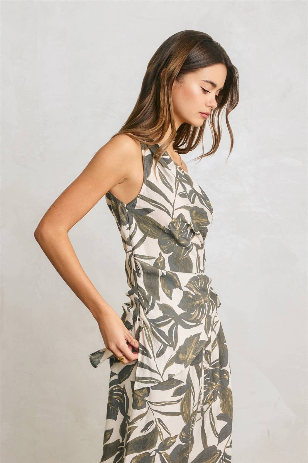 Dress Forum Swaying Palms Ruched Top