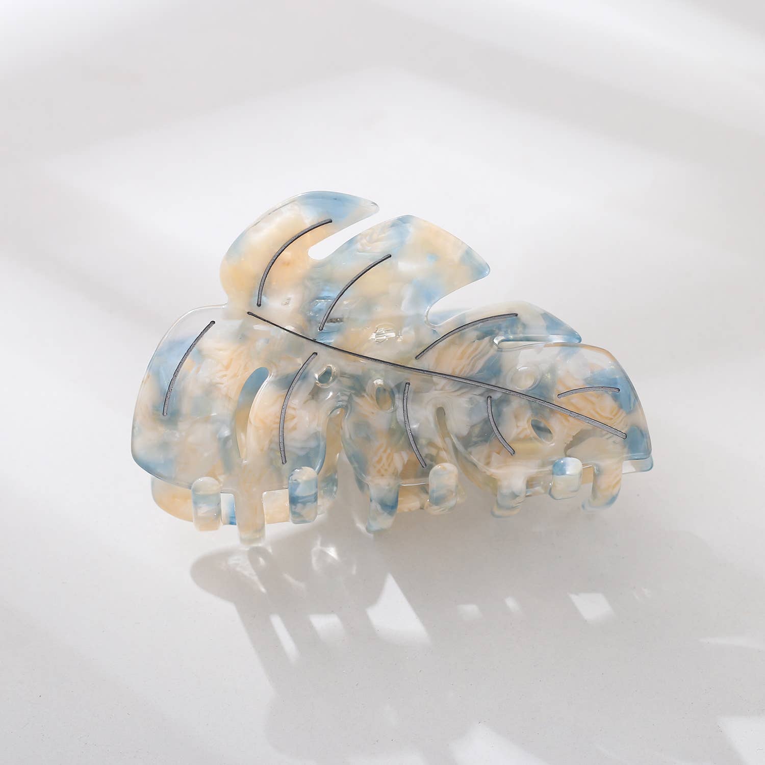 Adorro Monstera Leaf Claw Clip Blue