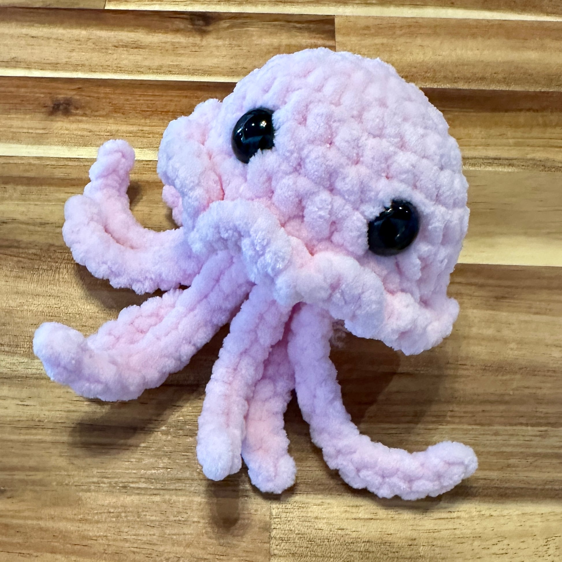 The Yarn Barn NC Jellyfish Plushie (Small) Blossom
