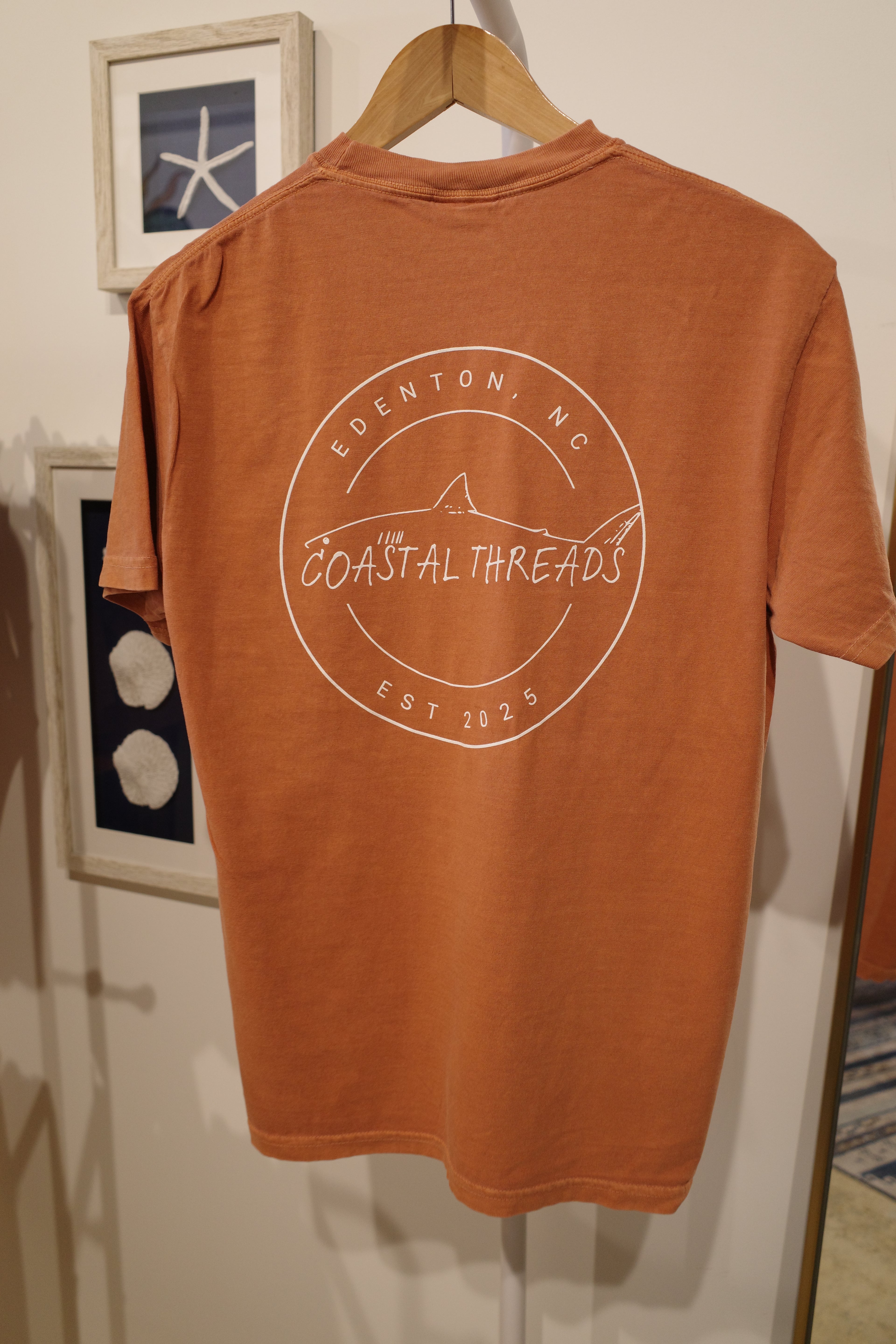 Coastal Threads COASTAL THREADS COMFORT COLORS TEE Yam