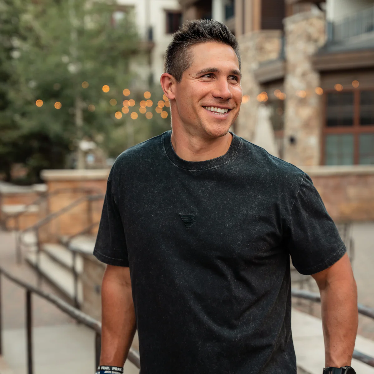 Burlebo Vintage Washed Logo Tee