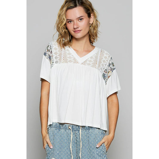 V-neck short sleevel floral crochet contrast top