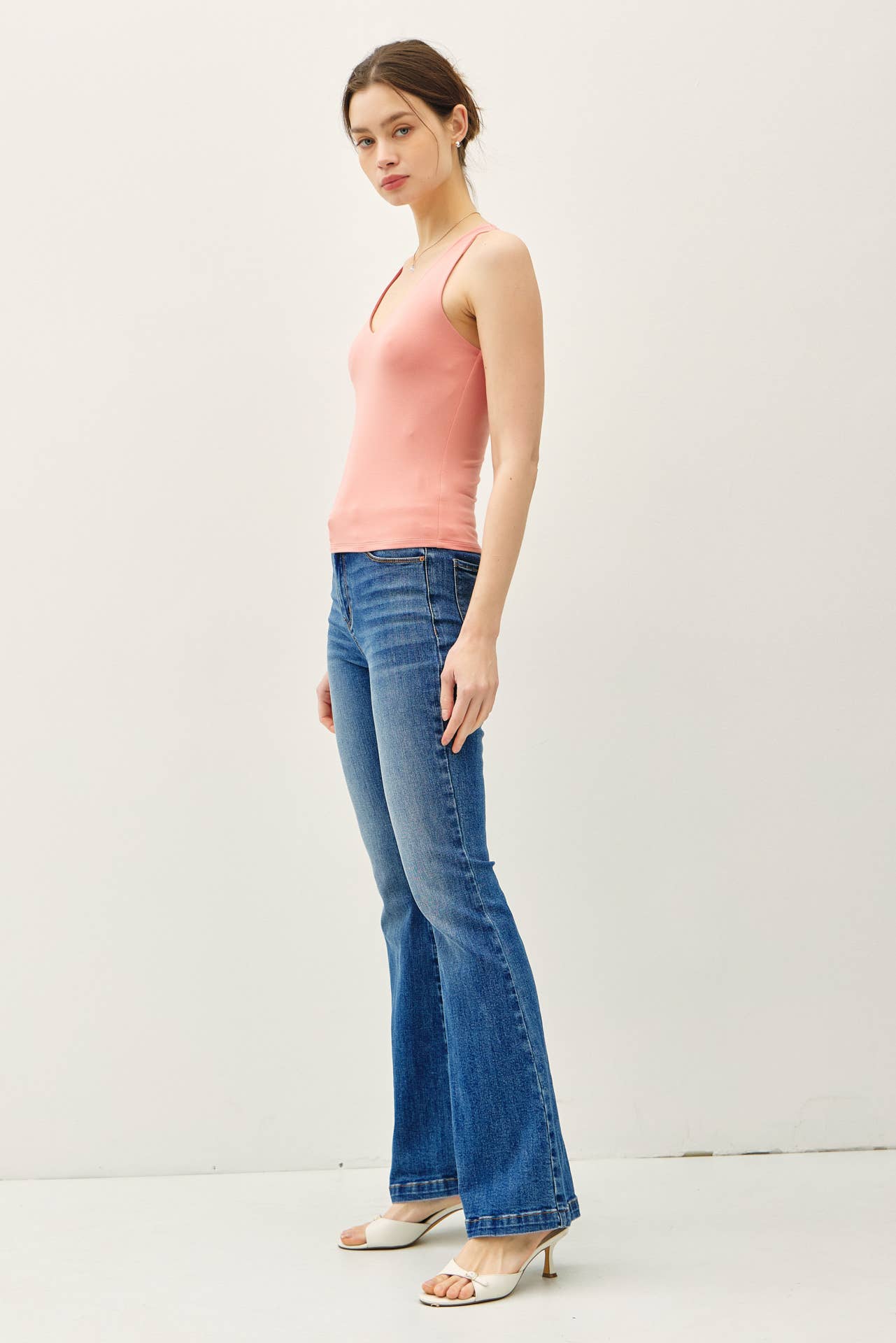 Be Cool BASIC THREADS FULL LENGTH V-NECK TANK