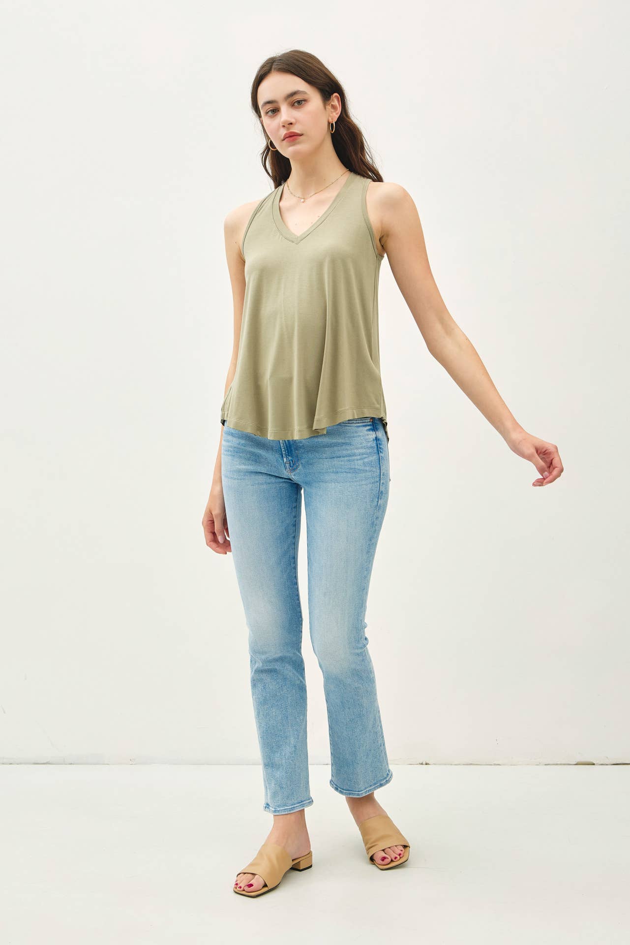 Be Cool Basic Threads Flowy V-NECK TANK